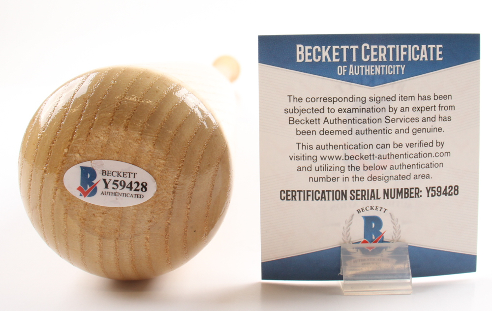 Ronald Acuna Jr. Signed Rawlings Baseball Bat (Beckett) at PristineAuction.com Ronald Acuna Jr. Signed Rawlings Baseball Bat (Beckett) at PristineAuction.com