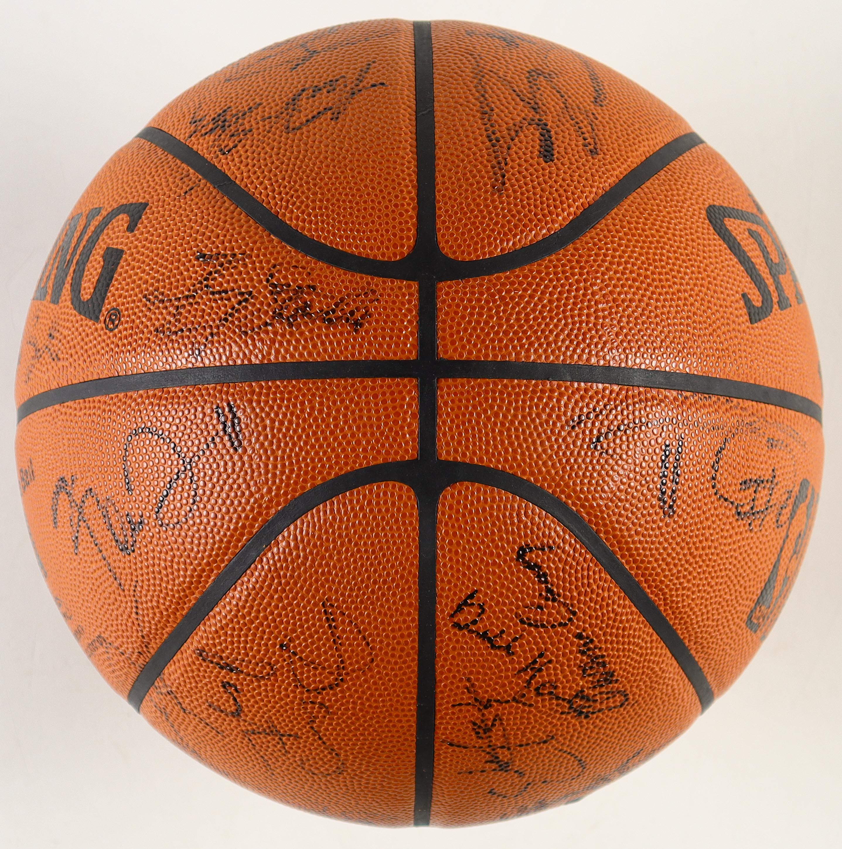 Michael Jordan, Kobe Bryant, Reggie Miller, Shaquille O'Neal, David Robinson, Tim Duncan | 1998 All-Star Game Official NBA Game Ball Signed By (32) (JSA) at PristineAuction.com Michael Jordan, Kobe Bryant, Reggie Miller, Shaquille O'Neal, David Robinson, Tim Duncan | 1998 All-Star Game Official NBA Game Ball Signed By (32) (JSA) at PristineAuction.com