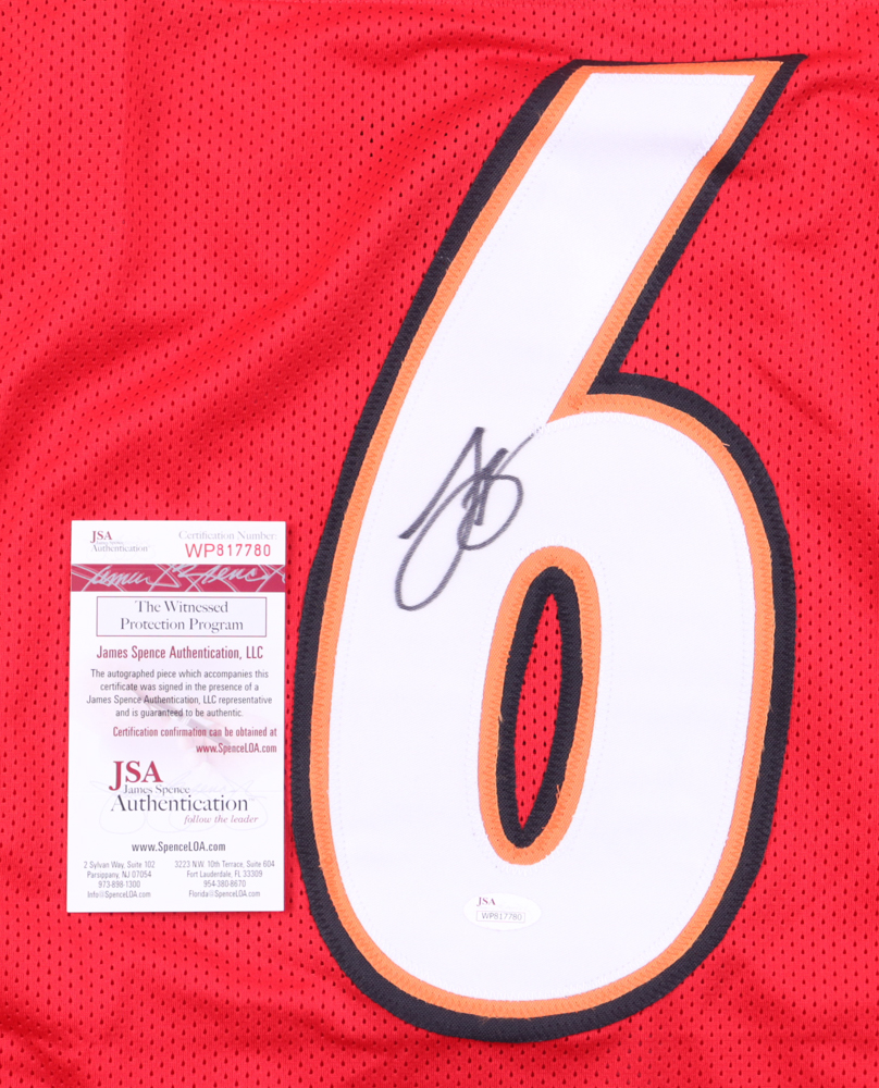 Le'Veon Bell Signed Pittsburgh Steelers Jersey (JSA) at PristineAuction.com Le'Veon Bell Signed Pittsburgh Steelers Jersey (JSA) at PristineAuction.com