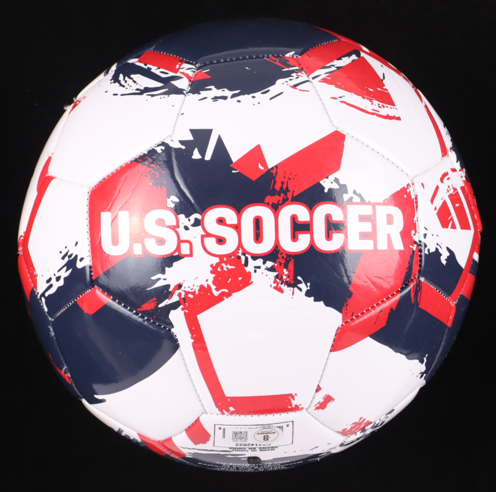 Christian Pulisic Signed Team USA Logo Soccer Ball (Beckett) at PristineAuction.com Christian Pulisic Signed Team USA Logo Soccer Ball (Beckett) at PristineAuction.com