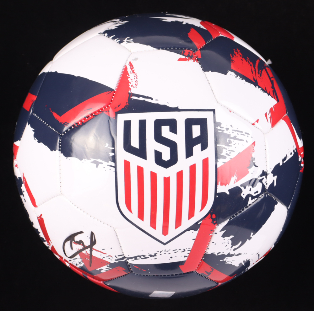 Christian Pulisic Signed Team USA Logo Soccer Ball (Beckett) at PristineAuction.com Christian Pulisic Signed Team USA Logo Soccer Ball (Beckett) at PristineAuction.com