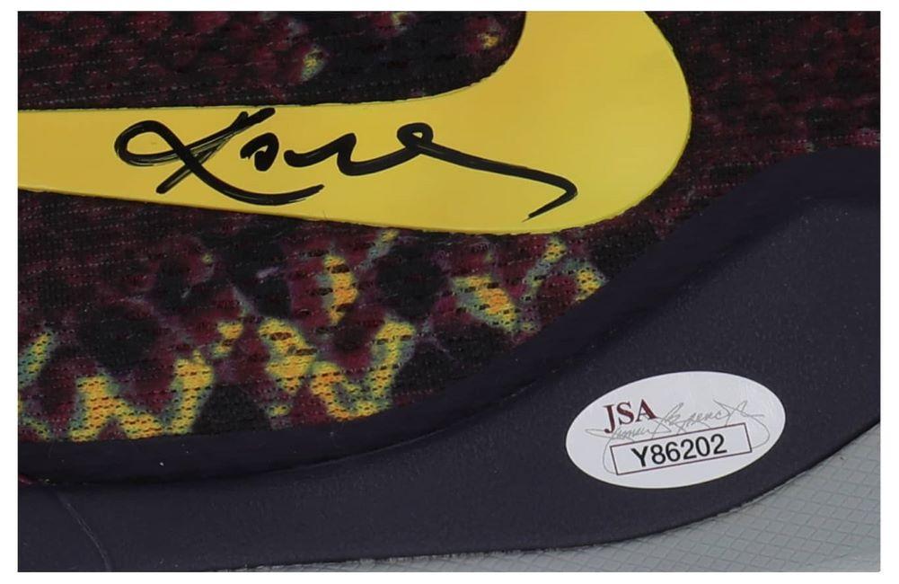 Kobe Bryant Signed Pair of Kobe x Nike VIII Sample Basketball Shoes (JSA) at PristineAuction.com Kobe Bryant Signed Pair of Kobe x Nike VIII Sample Basketball Shoes (JSA) at PristineAuction.com