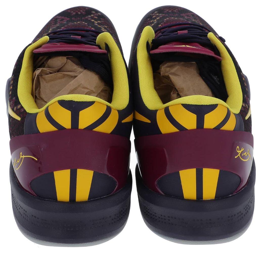 Kobe Bryant Signed Pair of Kobe x Nike VIII Sample Basketball Shoes (JSA) at PristineAuction.com Kobe Bryant Signed Pair of Kobe x Nike VIII Sample Basketball Shoes (JSA) at PristineAuction.com