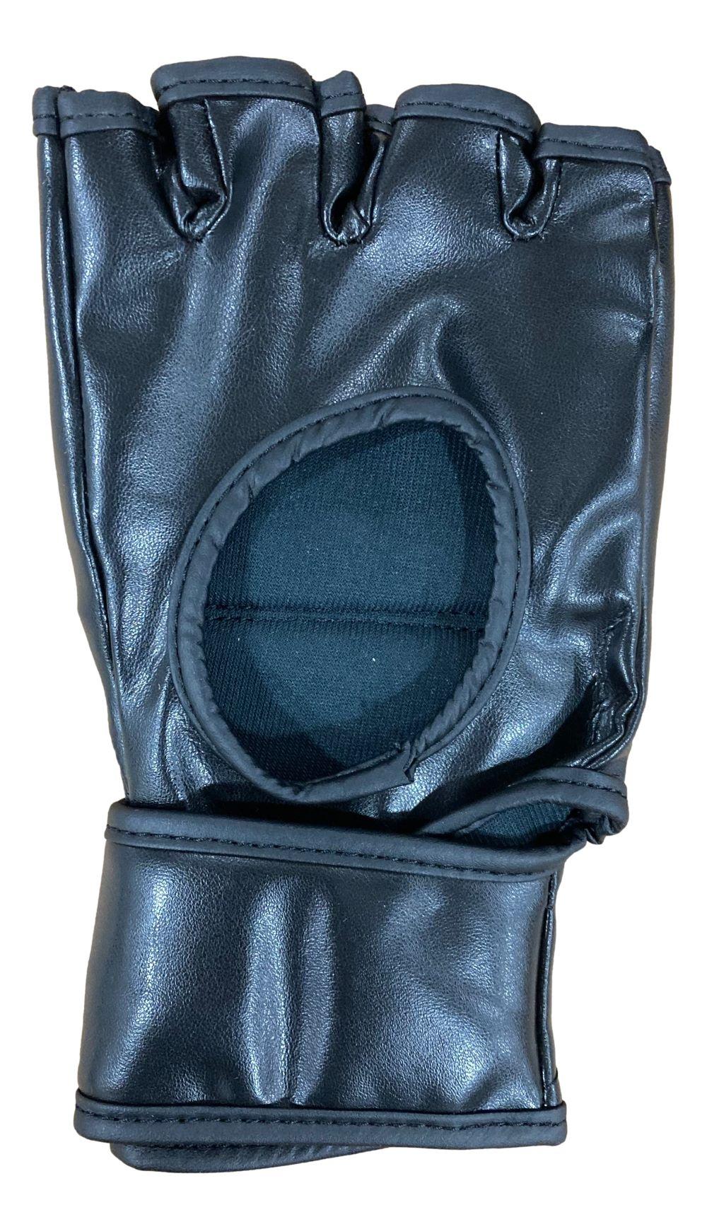 Max Holloway Signed UFC Glove (JSA) at PristineAuction.com Max Holloway Signed UFC Glove (JSA) at PristineAuction.com