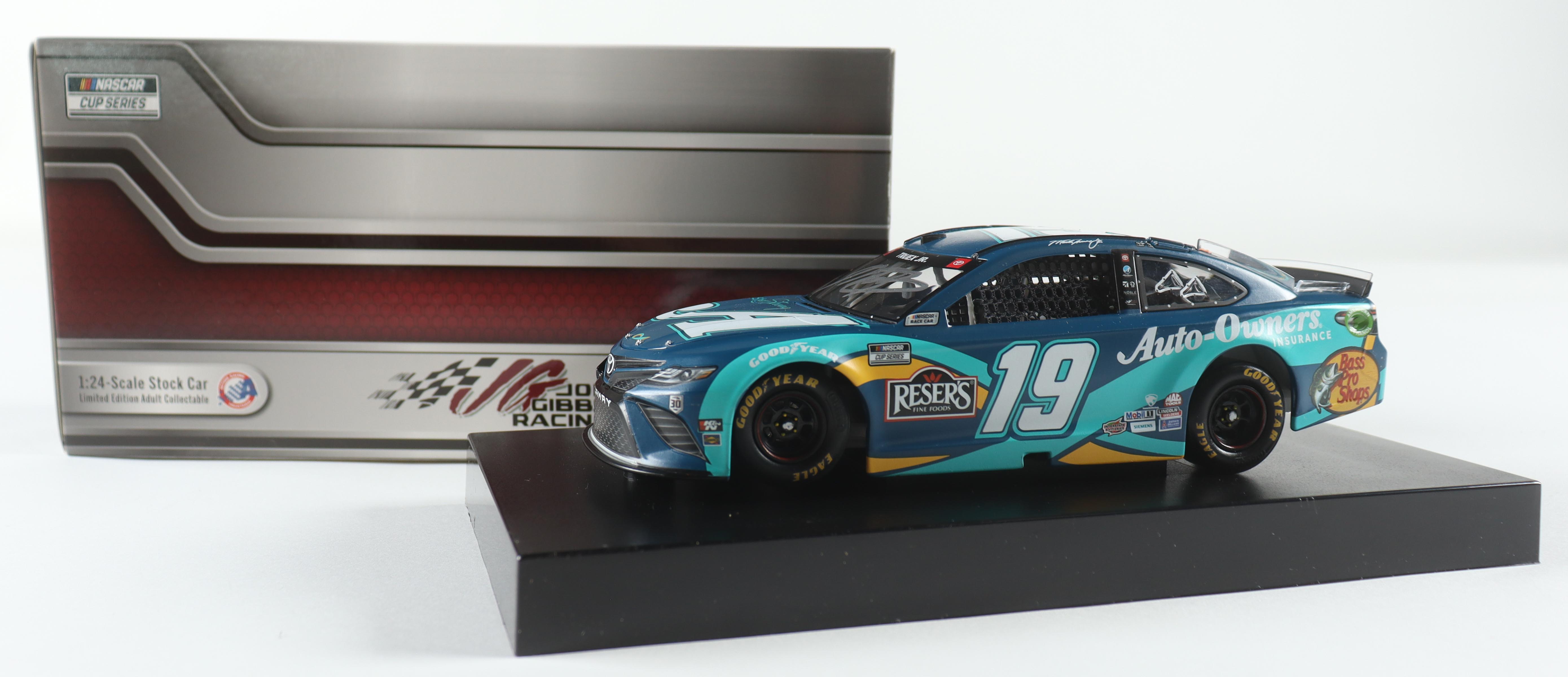 Martin Truex Jr. Signed 2021 Auto Owner's Insurance MTJF 1:24 Diecast Car (PA) at PristineAuction.com Martin Truex Jr. Signed 2021 Auto Owner's Insurance MTJF 1:24 Diecast Car (PA) at PristineAuction.com