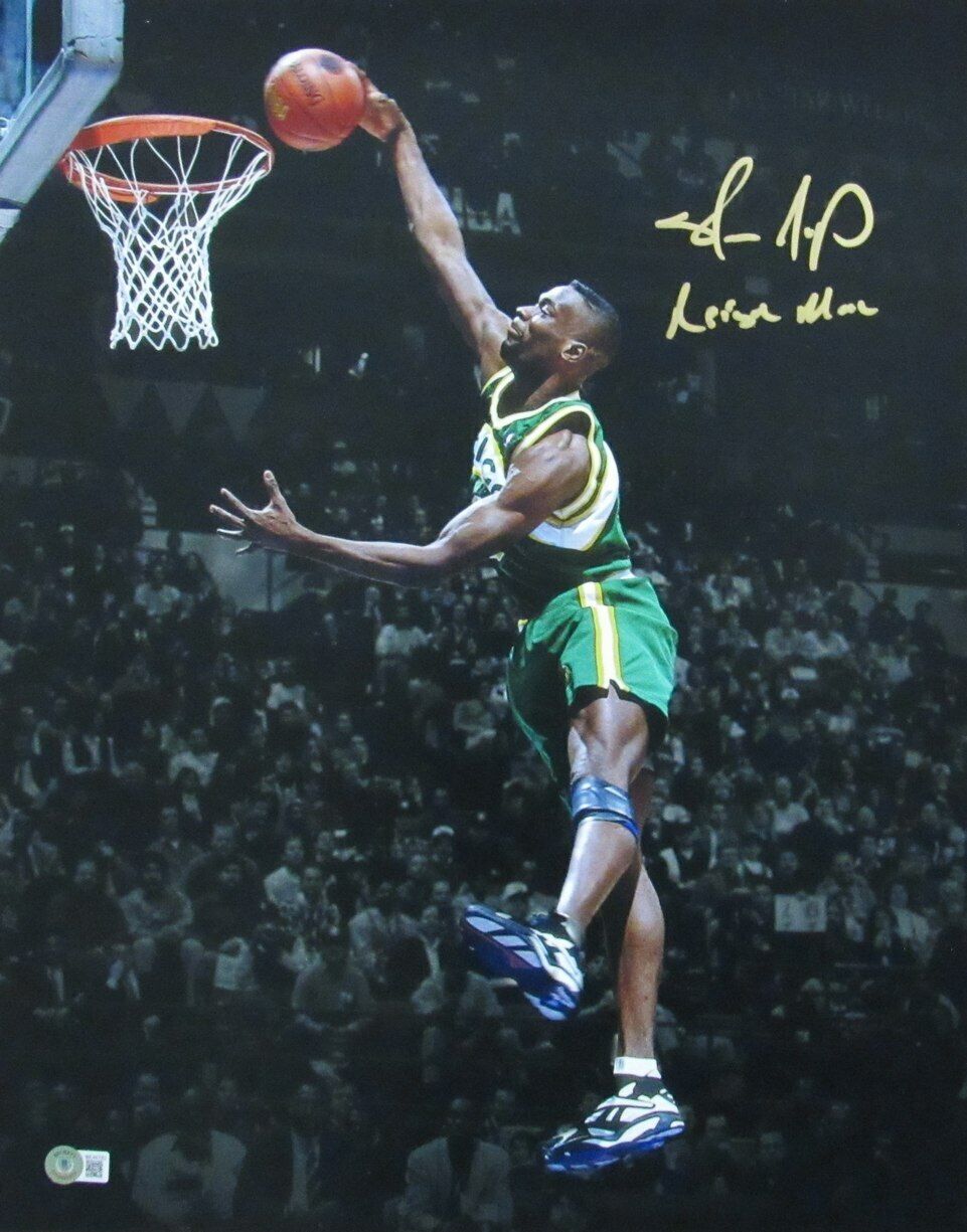 Shawn Kemp Signed SuperSonics 16x20 Photo Inscribed "Reign Man" (Beckett) at PristineAuction.com Shawn Kemp Signed SuperSonics 16x20 Photo Inscribed "Reign Man" (Beckett) at PristineAuction.com