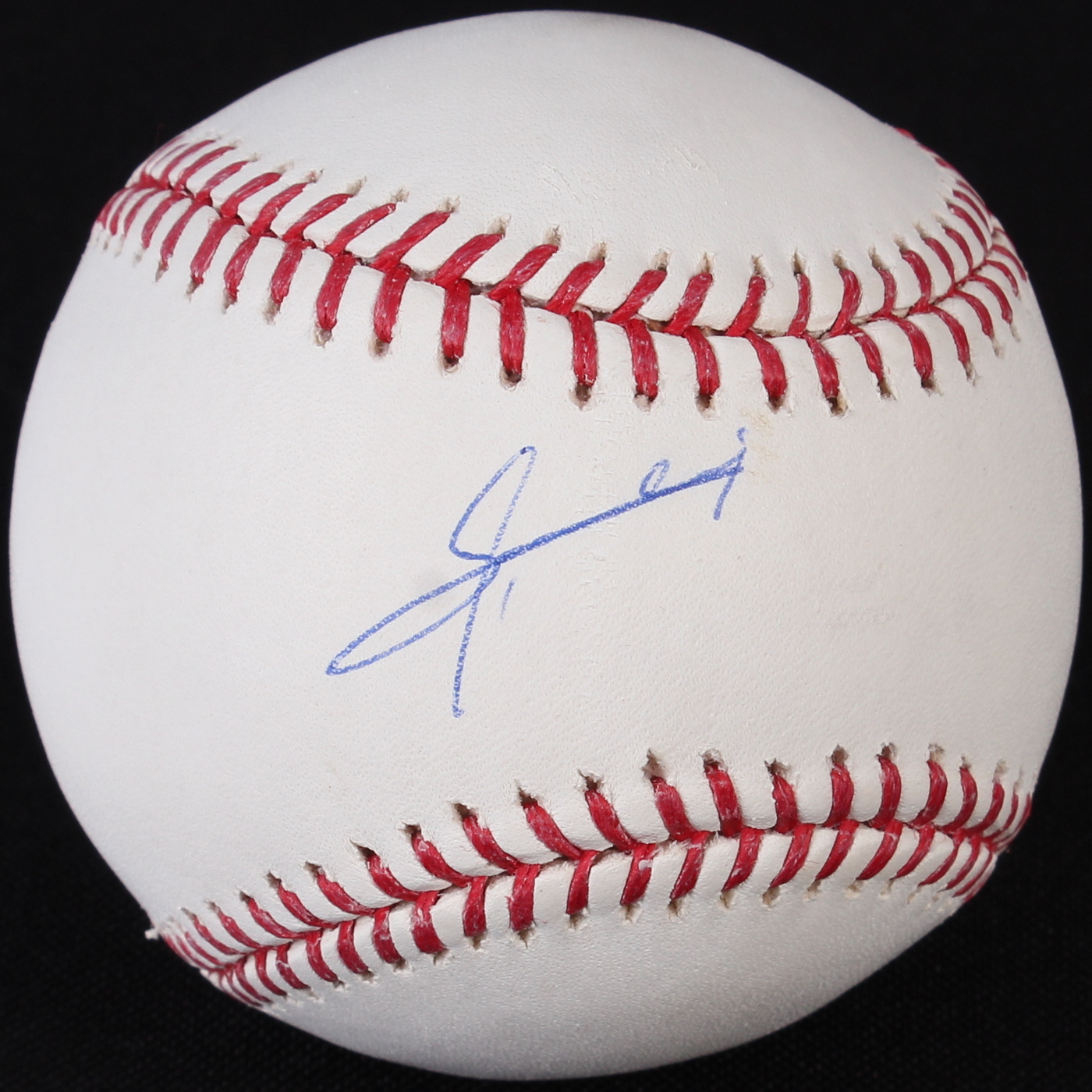 Edgar Renteria Signed OML Baseball (MLB) at PristineAuction.com Edgar Renteria Signed OML Baseball (MLB) at PristineAuction.com