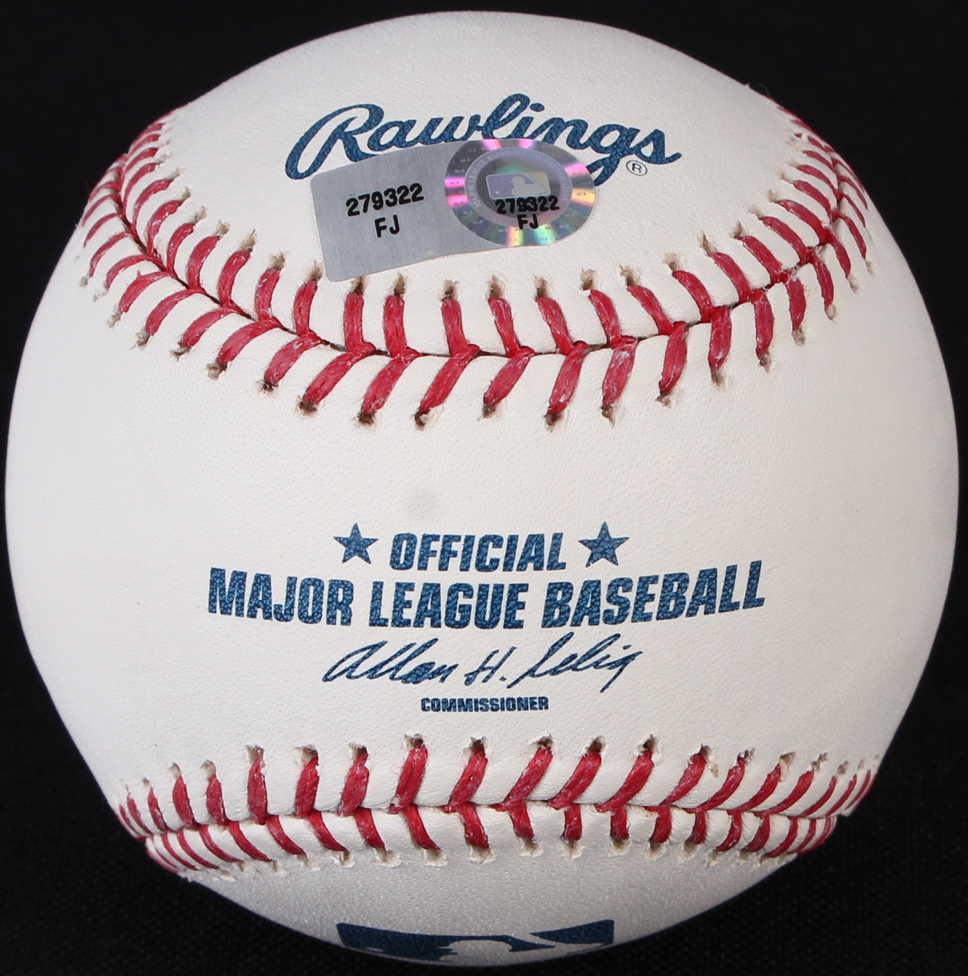 Edgar Renteria Signed OML Baseball (MLB) at PristineAuction.com Edgar Renteria Signed OML Baseball (MLB) at PristineAuction.com