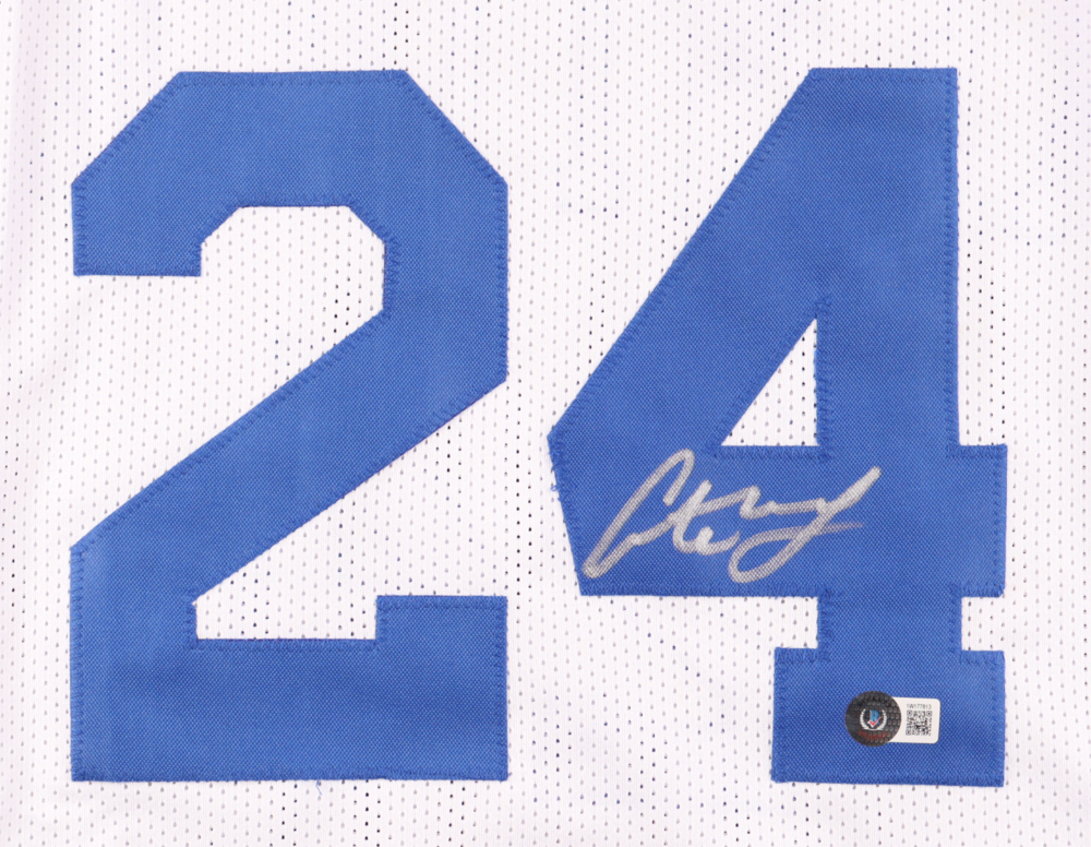 Antoine Walker Signed Jersey (Beckett) at PristineAuction.com Antoine Walker Signed Jersey (Beckett) at PristineAuction.com