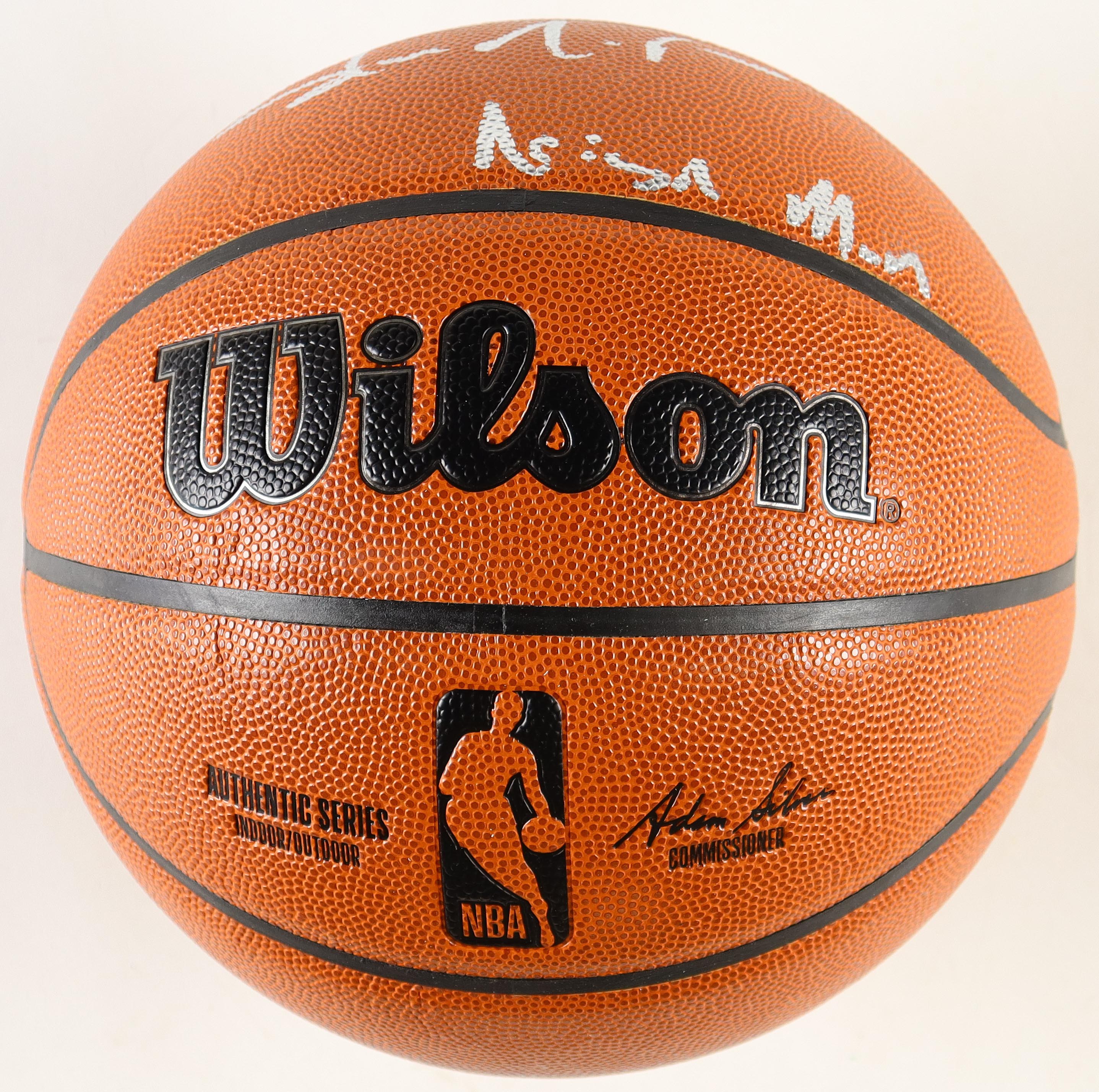 Gary Payton & Shawn Kemp Signed NBA Basketball Inscribed "The Glove" & "Reign Man" (Schwartz) at PristineAuction.com Gary Payton & Shawn Kemp Signed NBA Basketball Inscribed "The Glove" & "Reign Man" (Schwartz) at PristineAuction.com