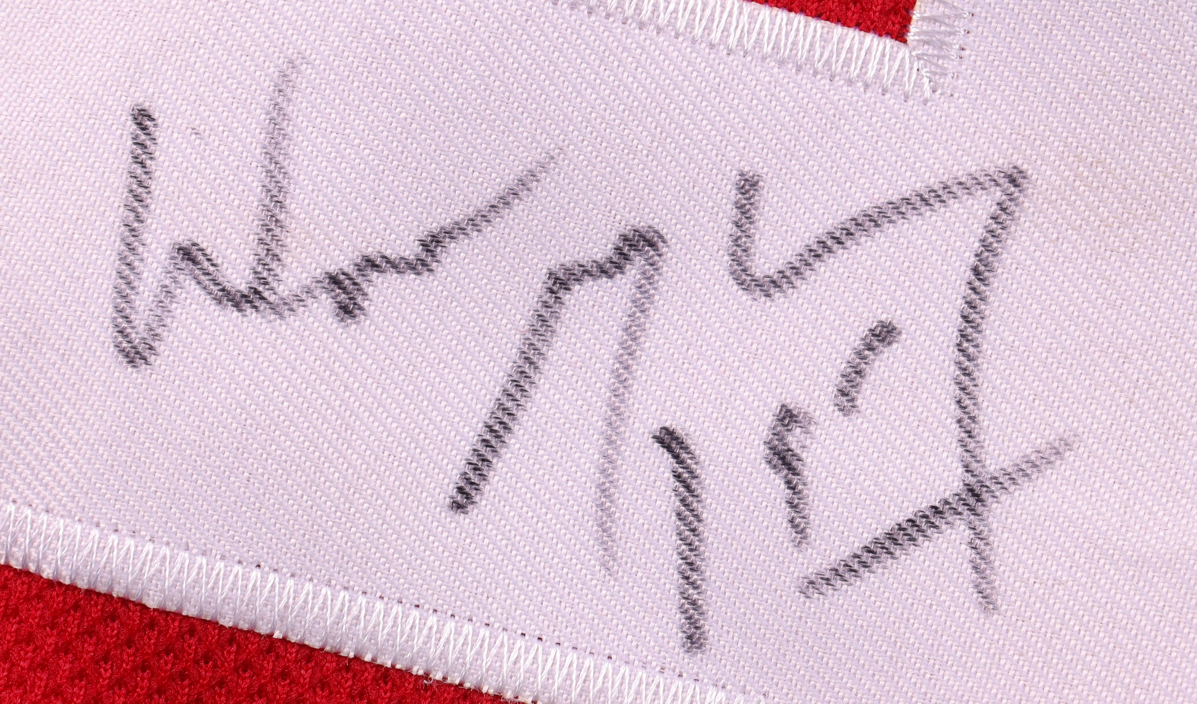 Wayne Gretzky Signed Jersey (PSA) at PristineAuction.com Wayne Gretzky Signed Jersey (PSA) at PristineAuction.com