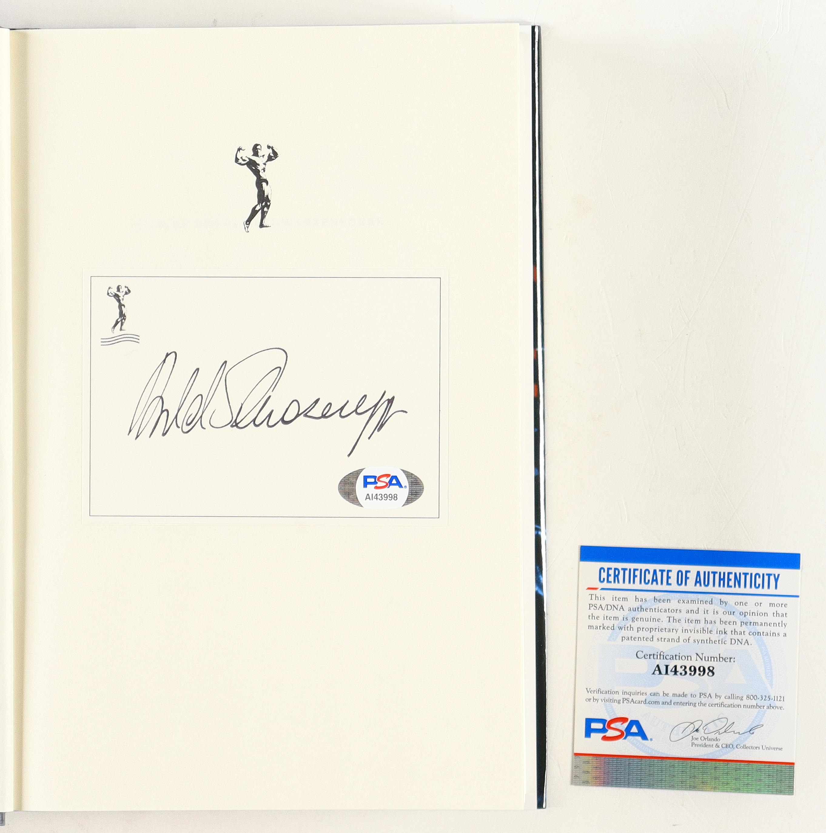 Arnold Schwarzenegger Signed "Total Recall" Hardcover Book (PSA) at PristineAuction.com Arnold Schwarzenegger Signed "Total Recall" Hardcover Book (PSA) at PristineAuction.com