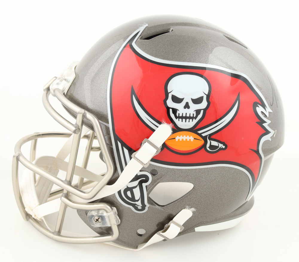 Mike Evans Signed Buccaneers Full-Size Speed Helmet (Beckett) at PristineAuction.com Mike Evans Signed Buccaneers Full-Size Speed Helmet (Beckett) at PristineAuction.com