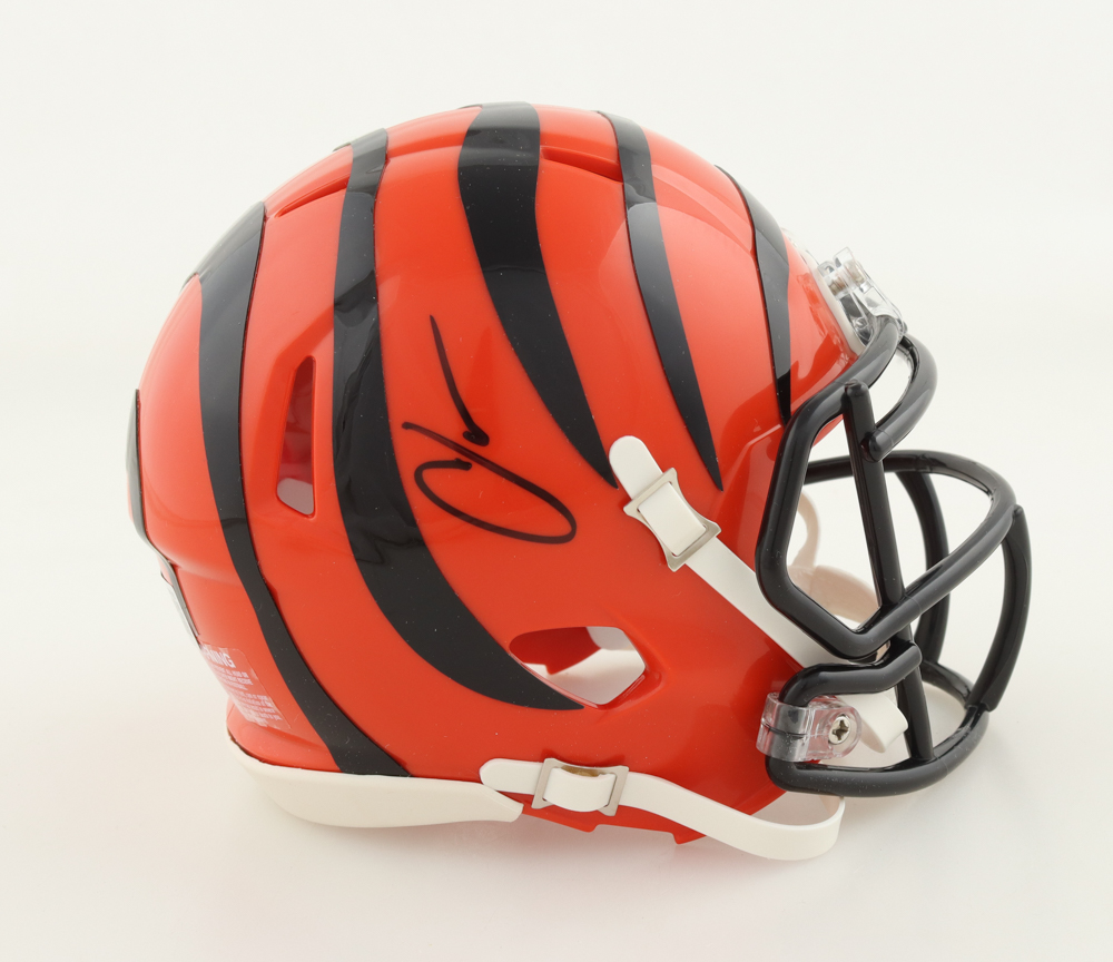 Chad "Ochocinco" Johnson Signed Bengals Speed Mini Helmet (Beckett) at PristineAuction.com Chad "Ochocinco" Johnson Signed Bengals Speed Mini Helmet (Beckett) at PristineAuction.com