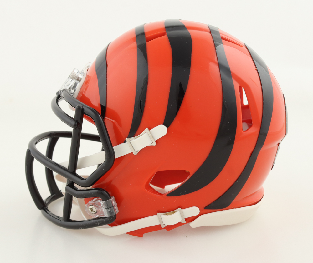Chad "Ochocinco" Johnson Signed Bengals Speed Mini Helmet (Beckett) at PristineAuction.com Chad "Ochocinco" Johnson Signed Bengals Speed Mini Helmet (Beckett) at PristineAuction.com