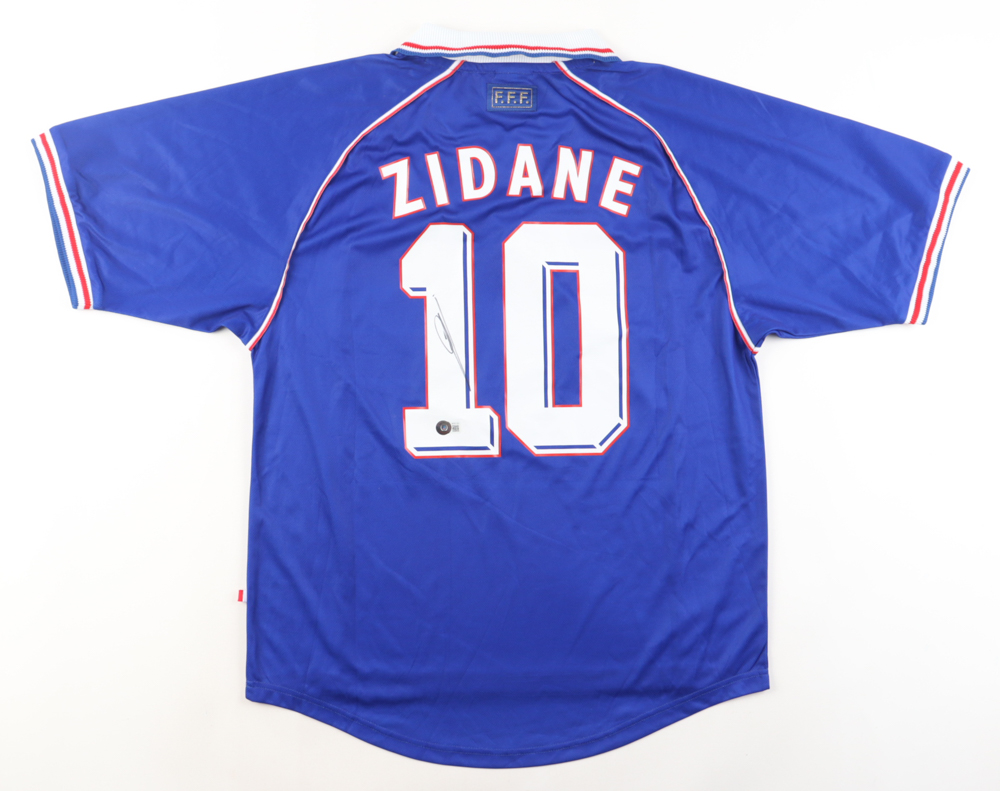 Zinedine Zidane Signed French Football Federation Jersey (Beckett) at PristineAuction.com Zinedine Zidane Signed French Football Federation Jersey (Beckett) at PristineAuction.com