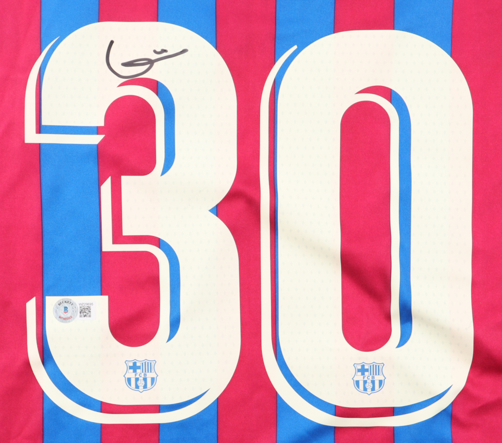 Gavi Signed FC Barcelona Jersey (Beckett) at PristineAuction.com Gavi Signed FC Barcelona Jersey (Beckett) at PristineAuction.com