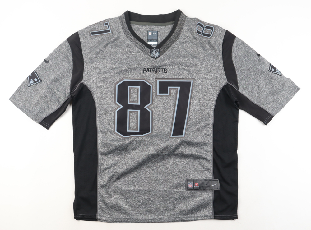 Rob Gronkowski Signed Jersey (JSA) at PristineAuction.com Rob Gronkowski Signed Jersey (JSA) at PristineAuction.com