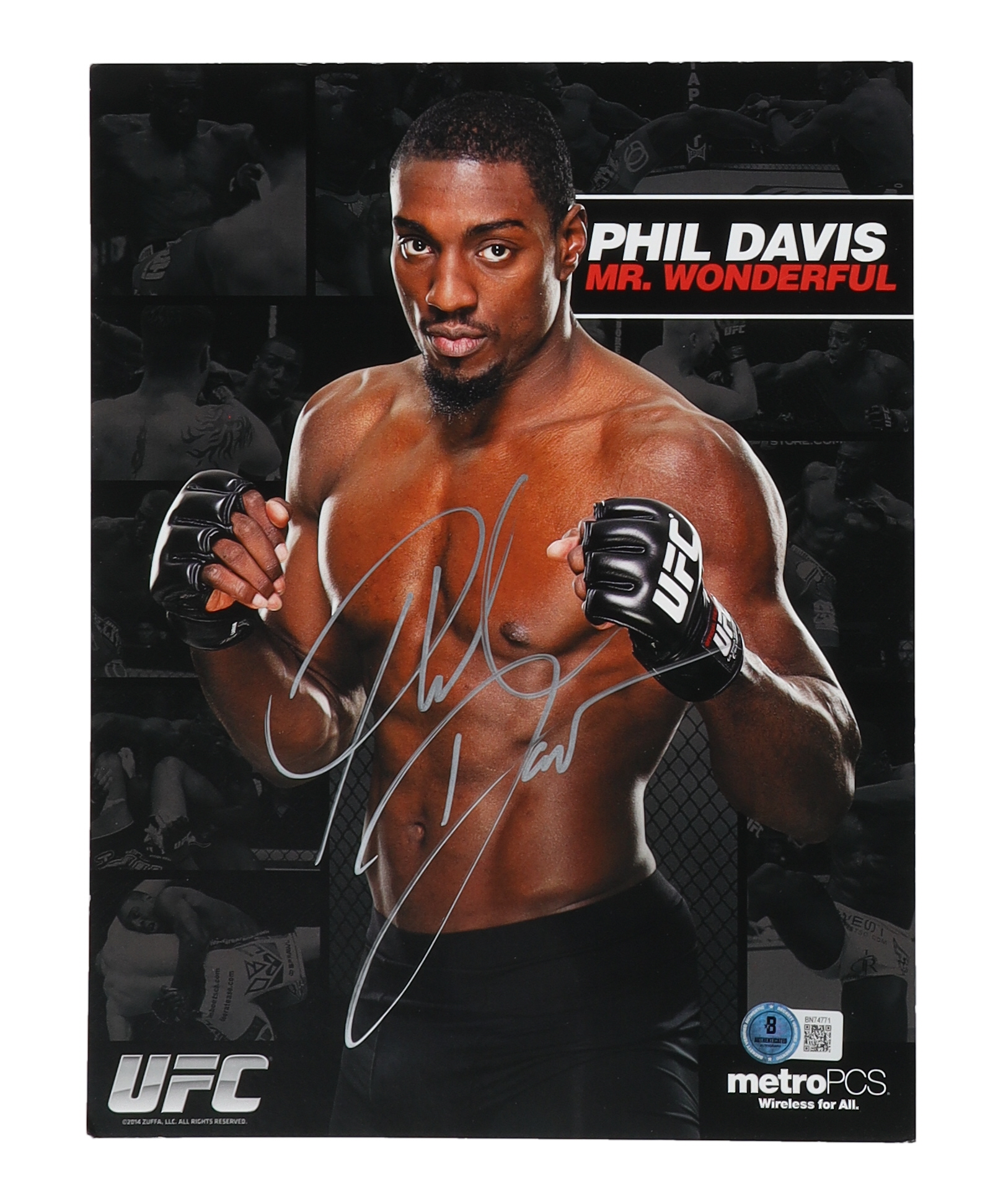 Phil Davis Signed UFC 8x10 Photo (Beckett) at PristineAuction.com Phil Davis Signed UFC 8x10 Photo (Beckett) at PristineAuction.com