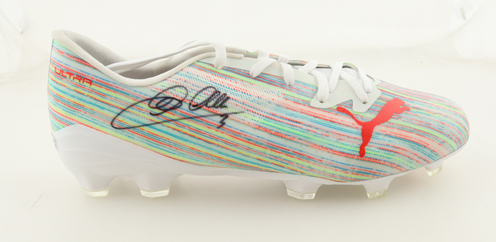 Giorgio Chiellini Signed Puma Soccer Cleat (Fanatics) at PristineAuction.com Giorgio Chiellini Signed Puma Soccer Cleat (Fanatics) at PristineAuction.com
