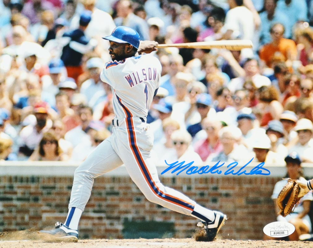 Mookie Wilson Signed Mets 8x10 Photo (JSA) at PristineAuction.com Mookie Wilson Signed Mets 8x10 Photo (JSA) at PristineAuction.com