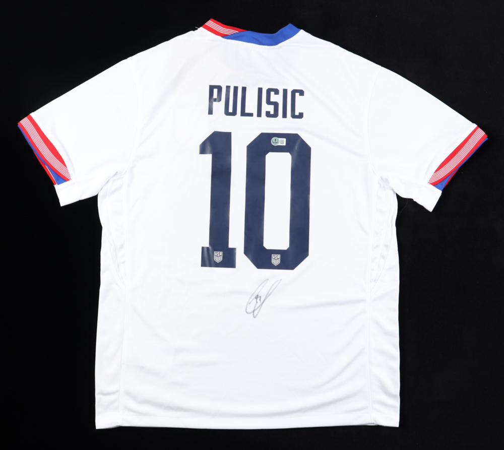 Christian Pulisic Signed Team USA Jersey (Beckett) at PristineAuction.com Christian Pulisic Signed Team USA Jersey (Beckett) at PristineAuction.com