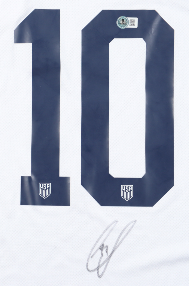 Christian Pulisic Signed Team USA Jersey (Beckett) at PristineAuction.com Christian Pulisic Signed Team USA Jersey (Beckett) at PristineAuction.com