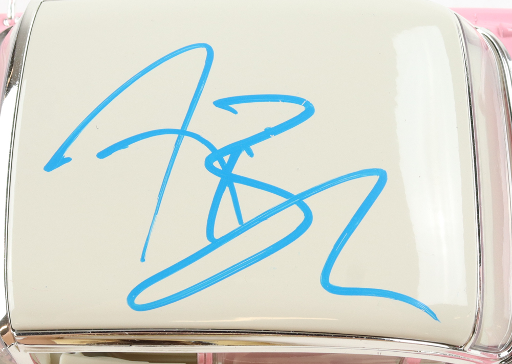 Austin Butler Signed "Elvis Presley" 1955 Cadillac Fleetwood Die-Cast Car (Beckett) at PristineAuction.com Austin Butler Signed "Elvis Presley" 1955 Cadillac Fleetwood Die-Cast Car (Beckett) at PristineAuction.com