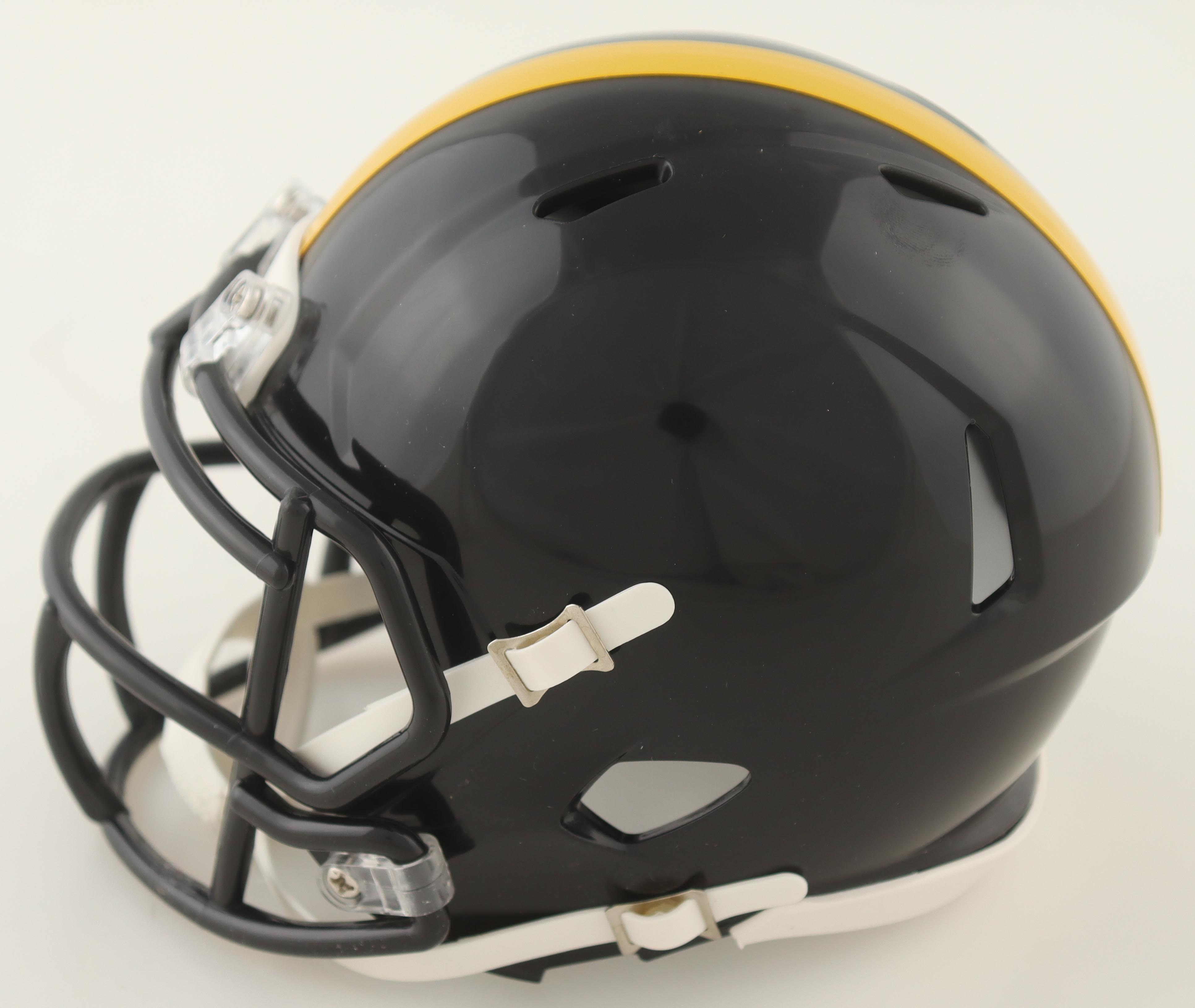 Najee Harris Signed Steelers Speed Mini Helmet (JSA) at PristineAuction.com Najee Harris Signed Steelers Speed Mini Helmet (JSA) at PristineAuction.com