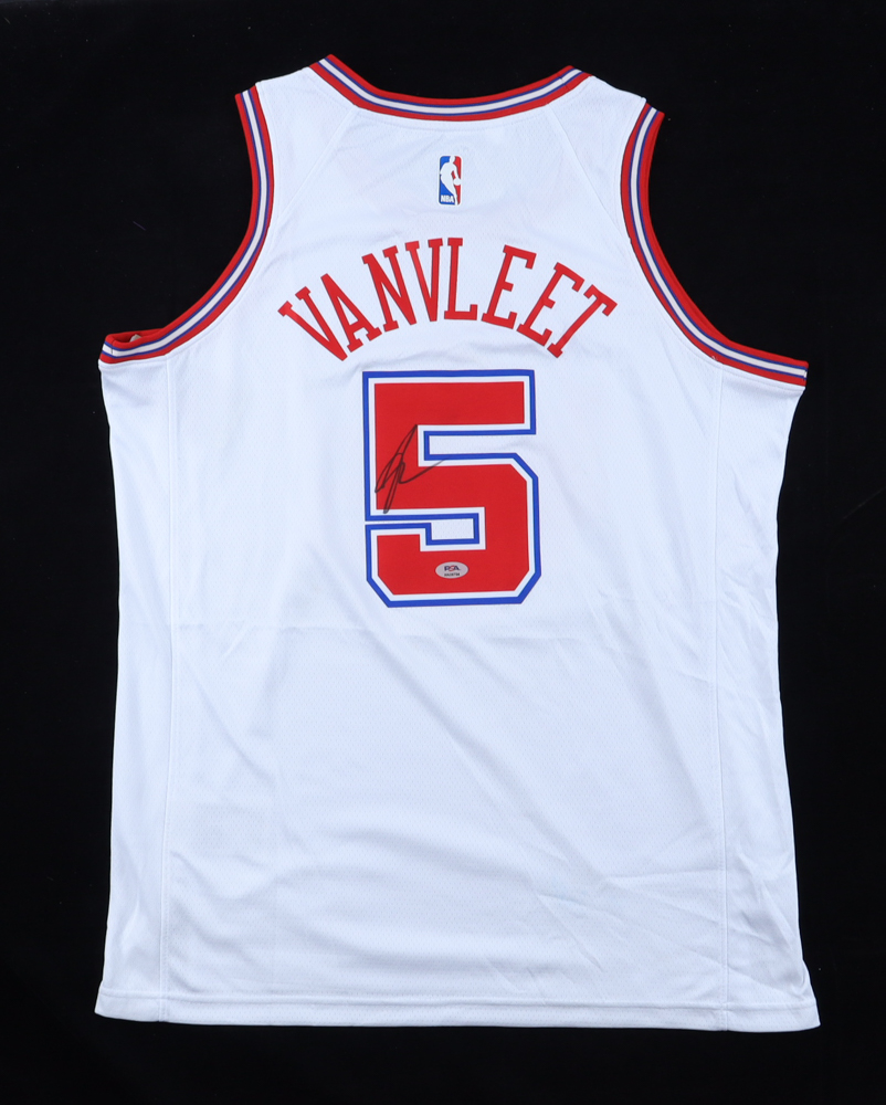 Fred VanVleet Signed Jersey (PSA) at PristineAuction.com Fred VanVleet Signed Jersey (PSA) at PristineAuction.com