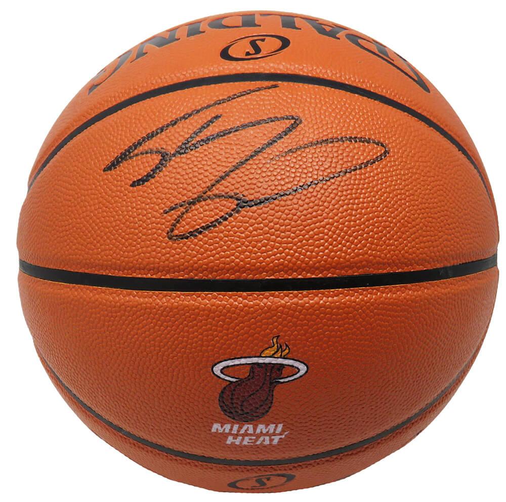 Shaquille O'Neal Signed Heat Logo NBA Game Series Basketball (Schwartz) at PristineAuction.com Shaquille O'Neal Signed Heat Logo NBA Game Series Basketball (Schwartz) at PristineAuction.com