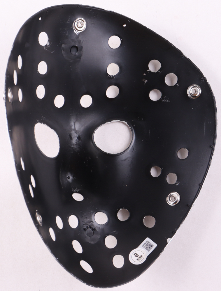 Ari Lehman "Friday The 13th" Signed Mask Inscribed "Jason 1"( Beckett) at PristineAuction.com Ari Lehman "Friday The 13th" Signed Mask Inscribed "Jason 1"( Beckett) at PristineAuction.com