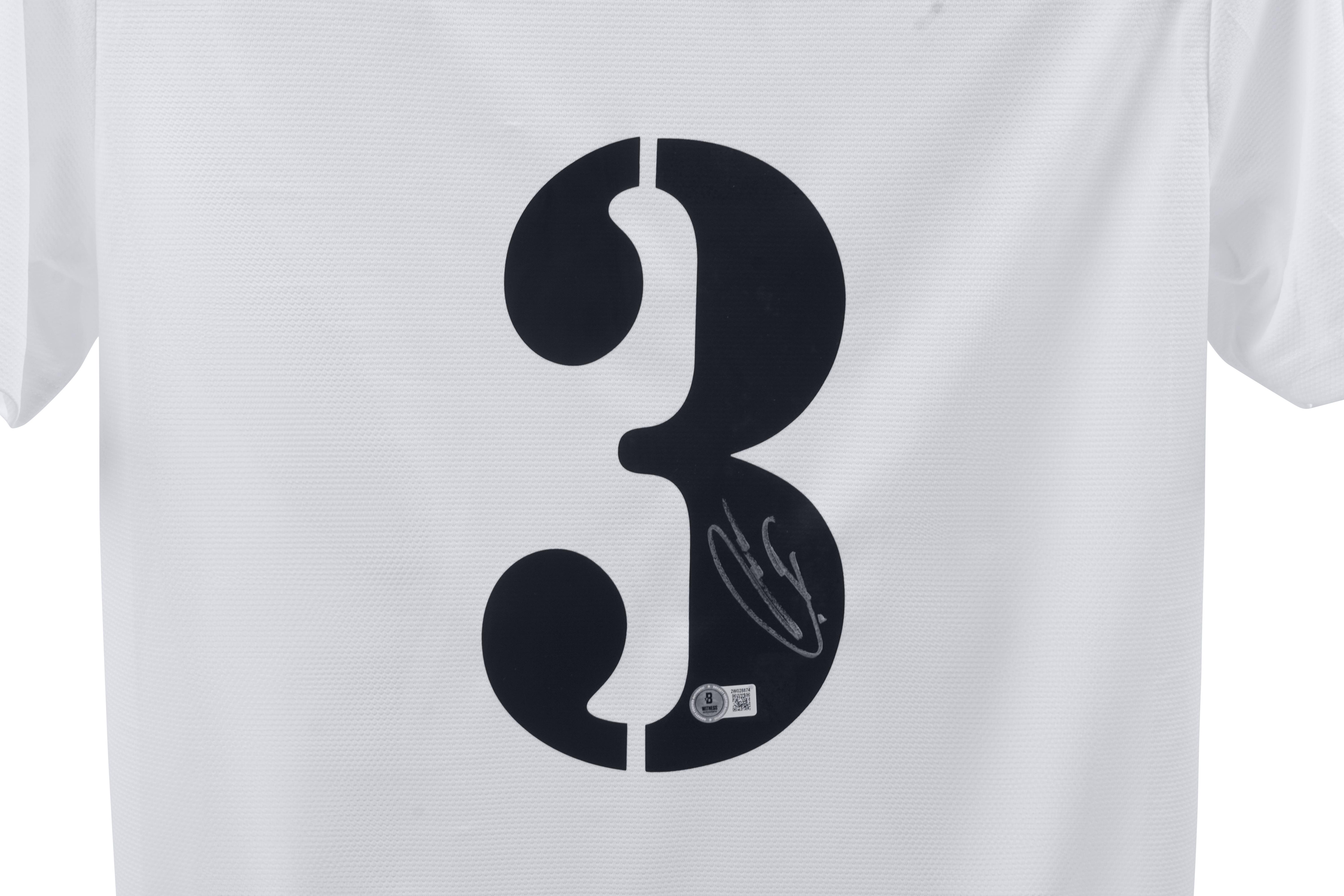 Roberto Carlos Signed Jersey (Beckett) at PristineAuction.com Roberto Carlos Signed Jersey (Beckett) at PristineAuction.com