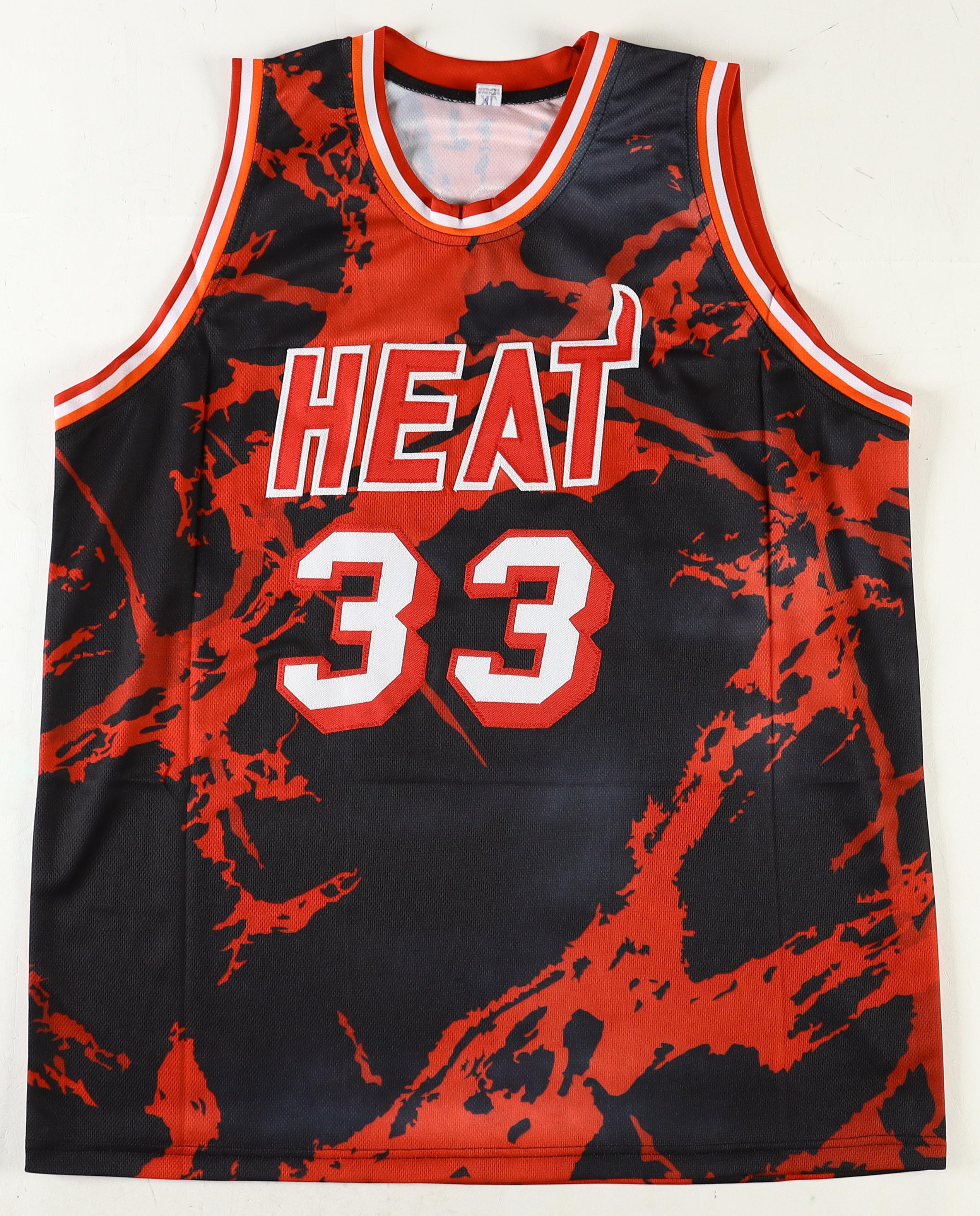 Alonzo Mourning Signed Jersey (JSA) at PristineAuction.com Alonzo Mourning Signed Jersey (JSA) at PristineAuction.com