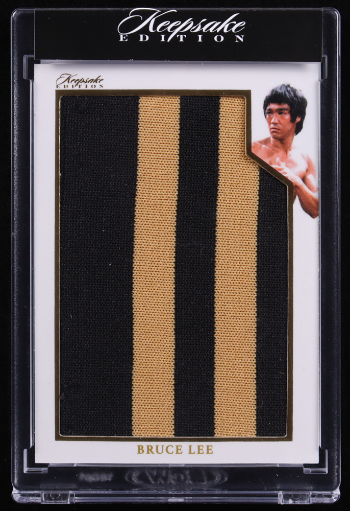 Bruce Lee 2024 Keepsake Edition 50th Anniversary Edition Patch Card With Lighted Display Box #BL103 #27/99 at PristineAuction.com Bruce Lee 2024 Keepsake Edition 50th Anniversary Edition Patch Card With Lighted Display Box #BL103 #27/99 at PristineAuction.com