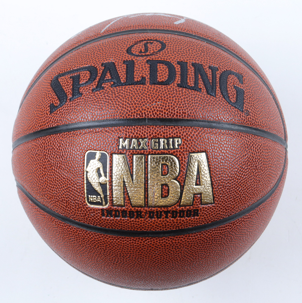 Walt Frazier Signed NBA Basketball (JSA) at PristineAuction.com Walt Frazier Signed NBA Basketball (JSA) at PristineAuction.com