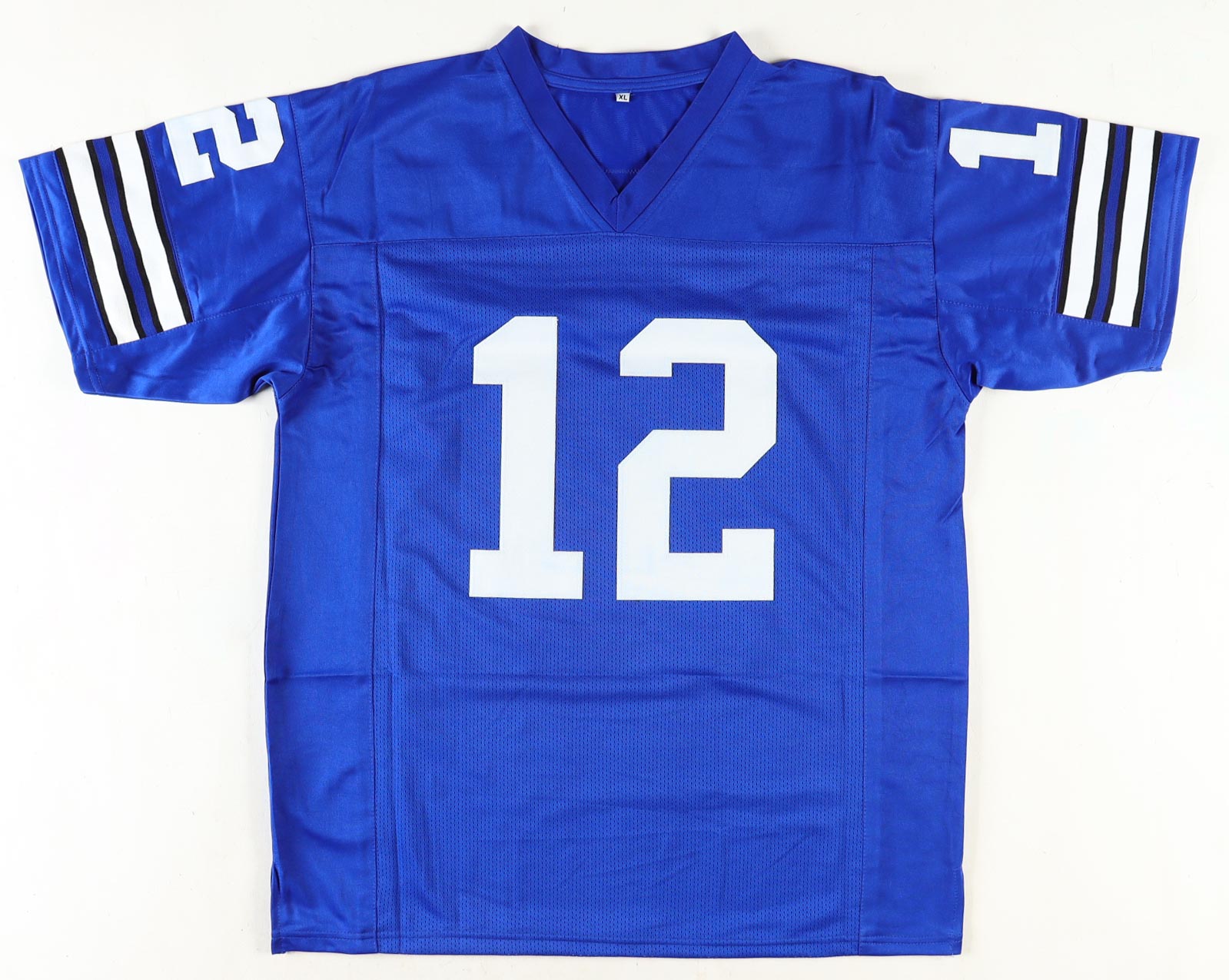 Roger Staubach Signed Jersey (Beckett) at PristineAuction.com Roger Staubach Signed Jersey (Beckett) at PristineAuction.com