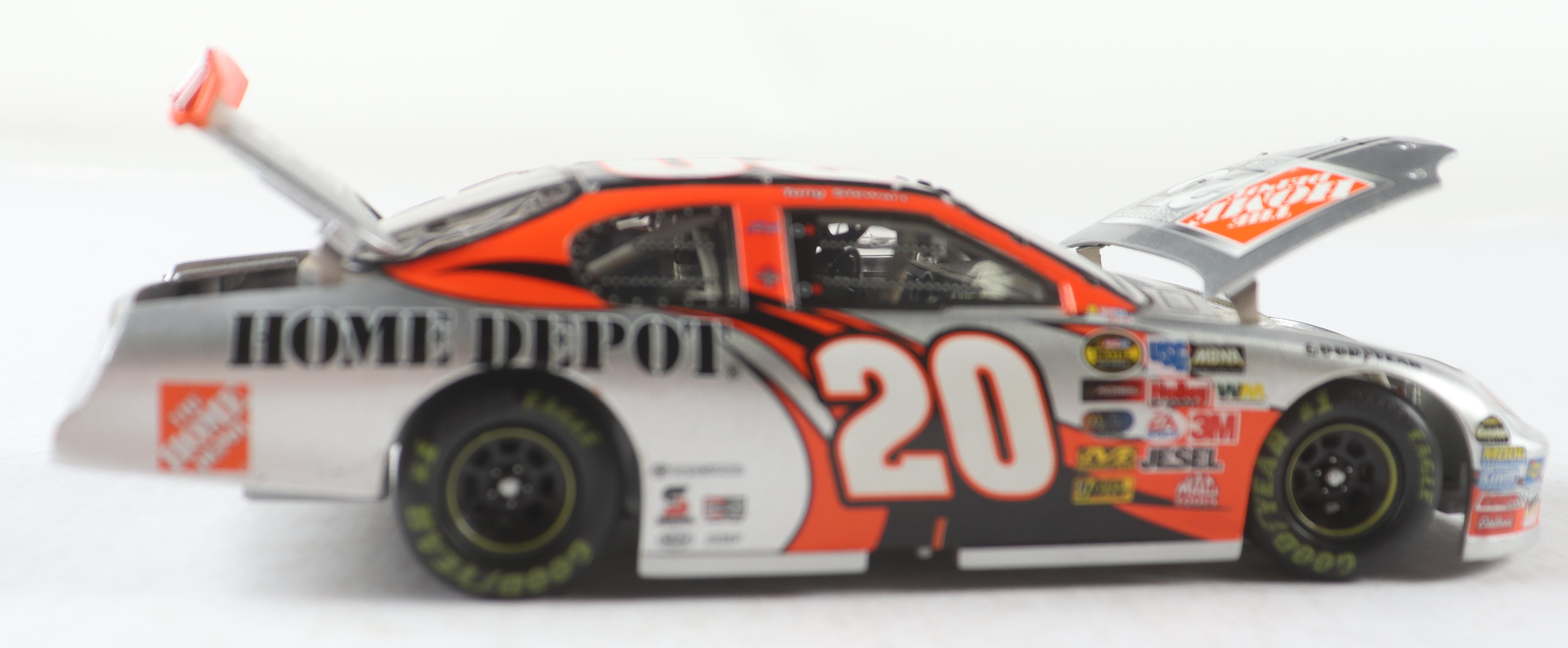 Tony Stewart LE #20 Home Depot 25th Anniversary / 2004 Monte Carlo 1:24 Die-Cast Car at PristineAuction.com Tony Stewart LE #20 Home Depot 25th Anniversary / 2004 Monte Carlo 1:24 Die-Cast Car at PristineAuction.com