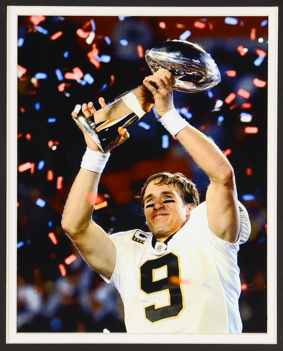 Drew Brees Signed Custom Framed Jersey Display (Beckett) at PristineAuction.com Drew Brees Signed Custom Framed Jersey Display (Beckett) at PristineAuction.com