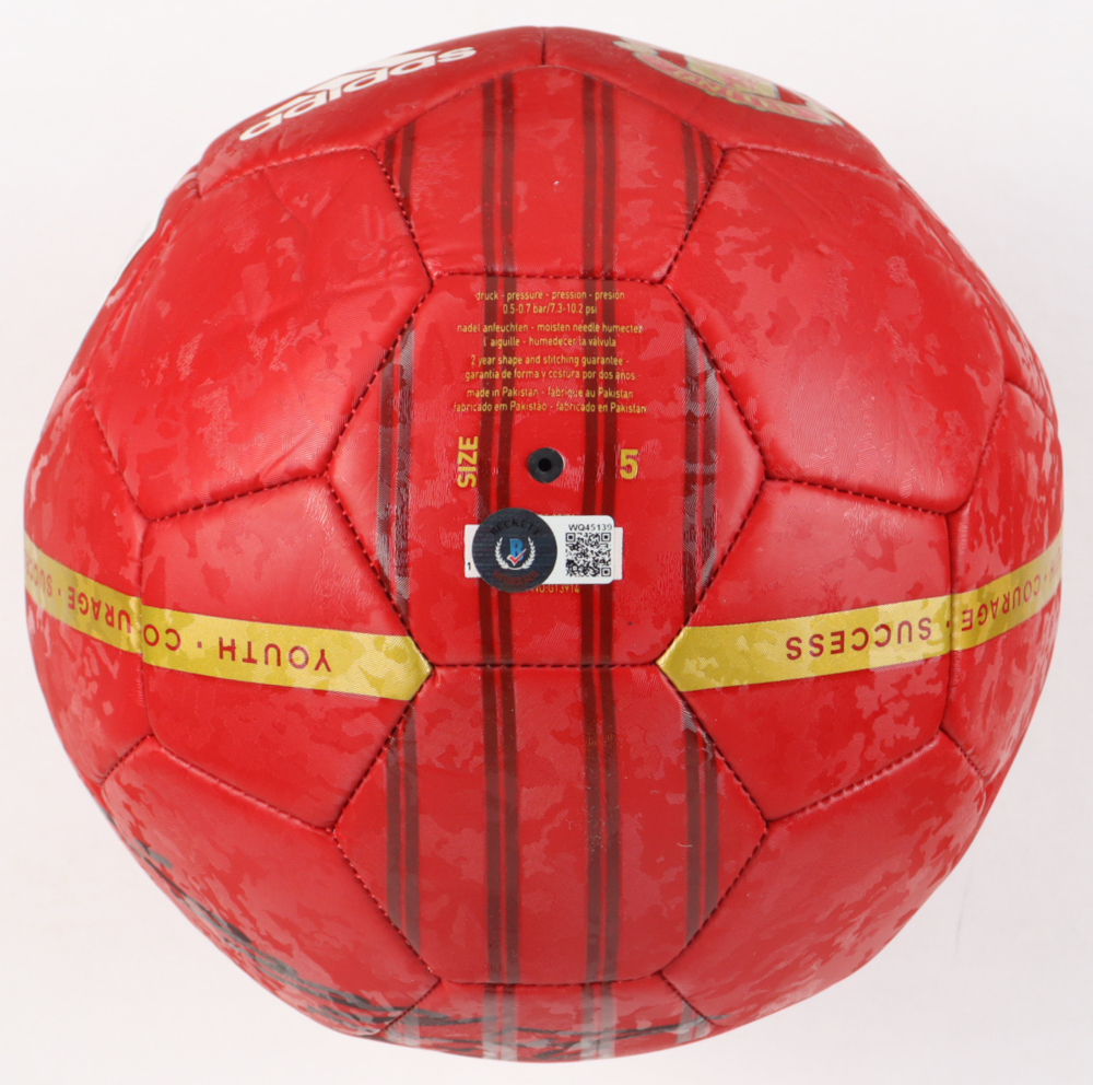 Cristiano Ronaldo Signed Manchester United Logo Soccer Ball (Beckett) at PristineAuction.com Cristiano Ronaldo Signed Manchester United Logo Soccer Ball (Beckett) at PristineAuction.com