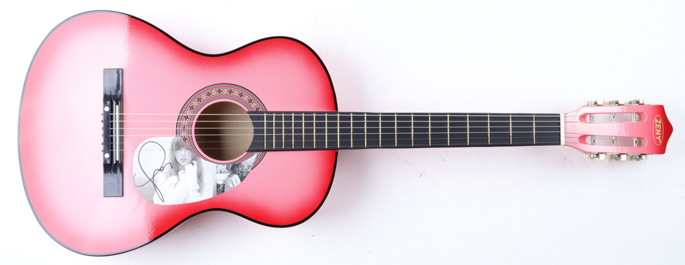 Taylor Swift Signed 38" Acoustic Guitar (JSA) at PristineAuction.com Taylor Swift Signed 38" Acoustic Guitar (JSA) at PristineAuction.com
