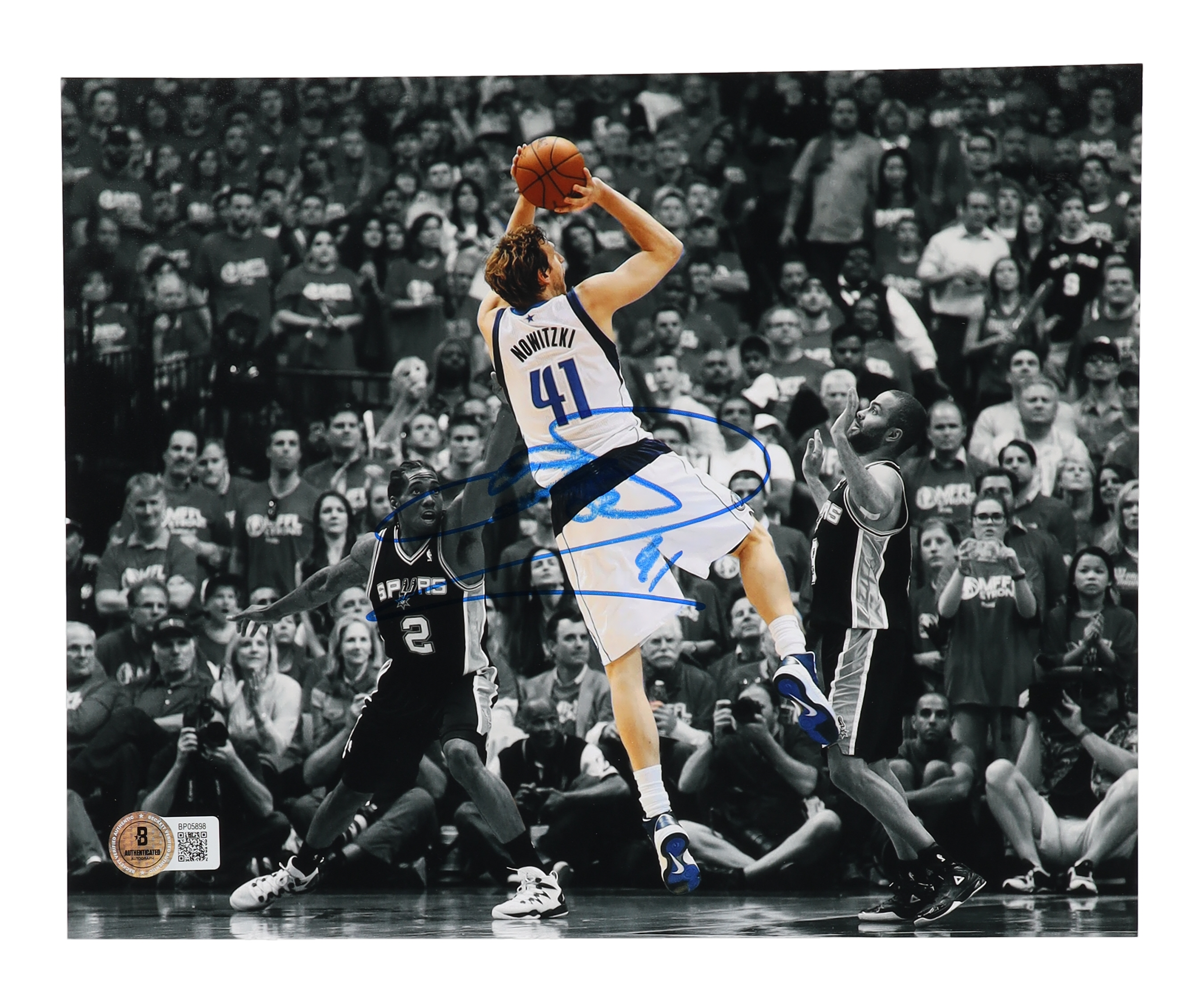 Dirk Nowitzki Signed Mavericks 8x10 Photo (Beckett) at PristineAuction.com Dirk Nowitzki Signed Mavericks 8x10 Photo (Beckett) at PristineAuction.com