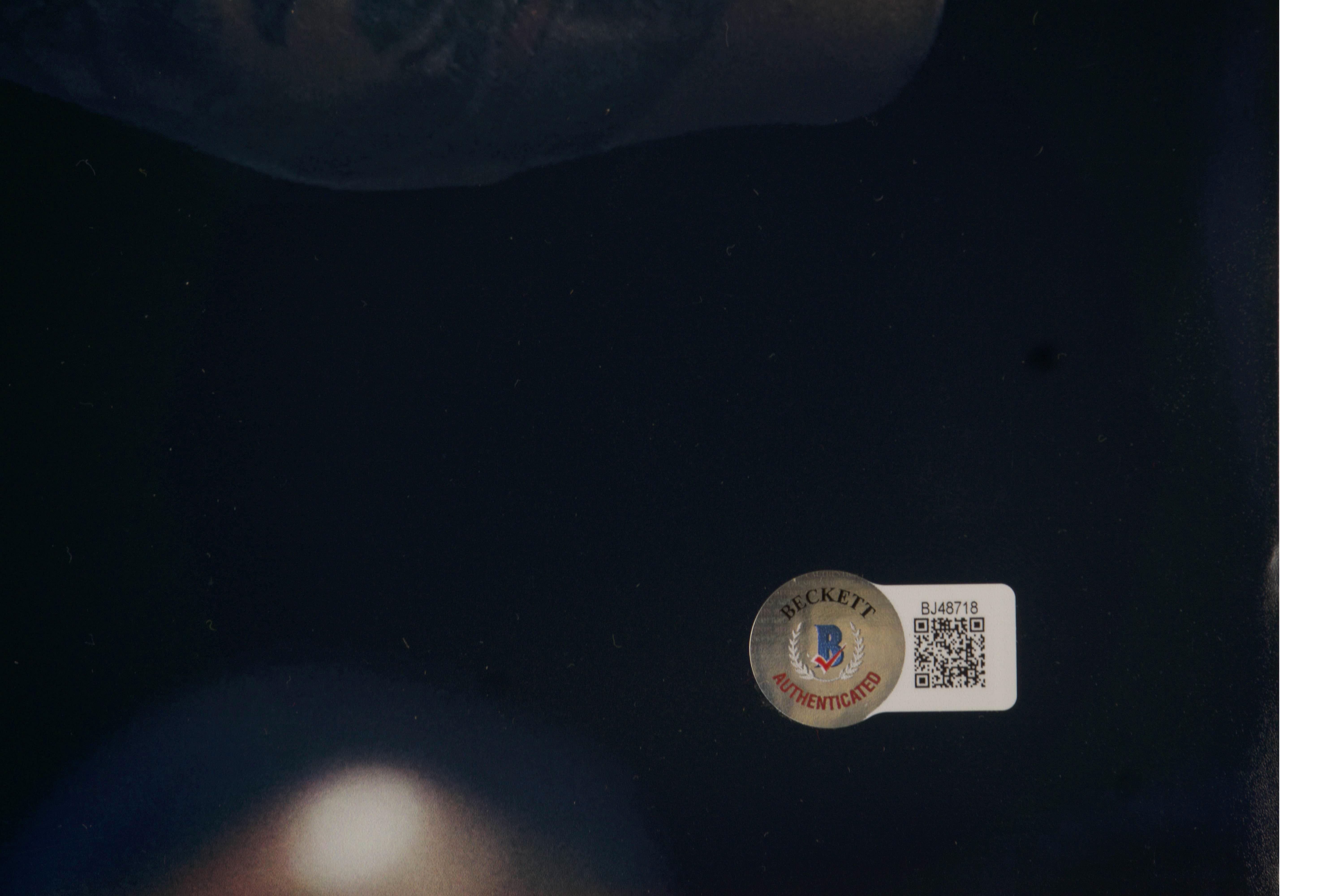 Conor McGregor Signed UFC 18x24 Photo (Beckett) at PristineAuction.com Conor McGregor Signed UFC 18x24 Photo (Beckett) at PristineAuction.com