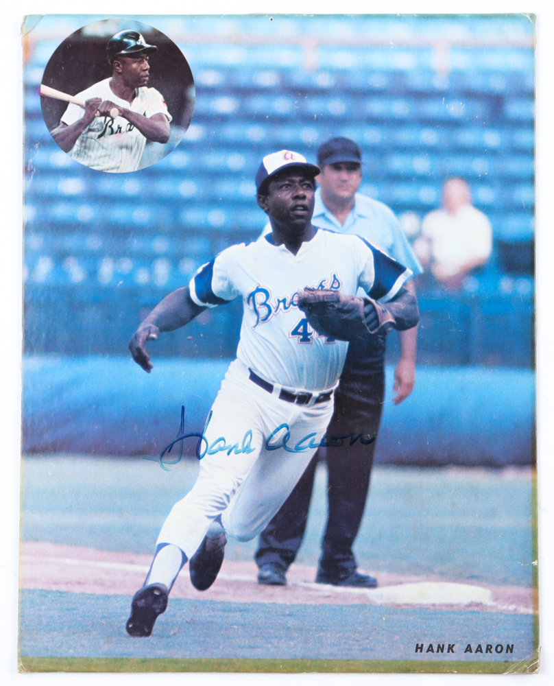 Hank Aaron Signed 10.75x13.75 Photo on Cardboard (Beckett) at PristineAuction.com Hank Aaron Signed 10.75x13.75 Photo on Cardboard (Beckett) at PristineAuction.com