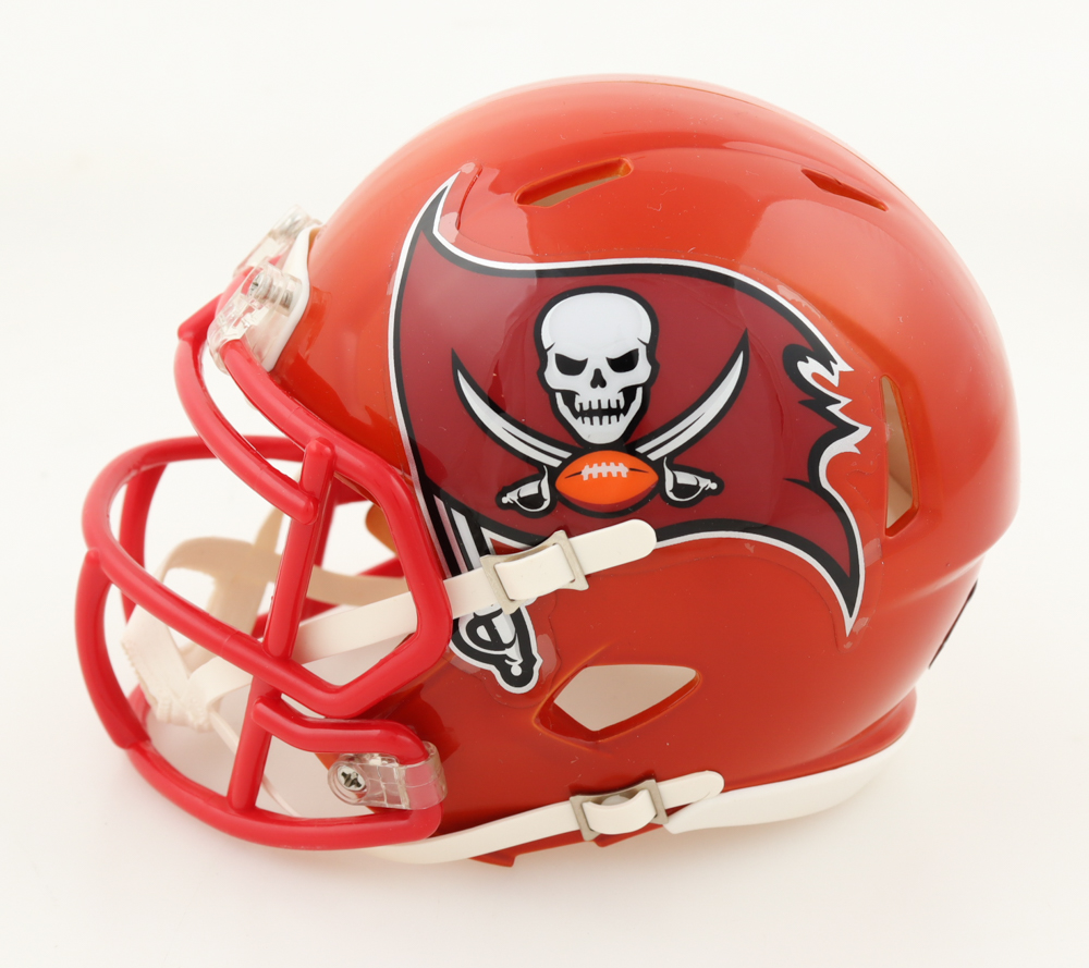 Derrick Brooks Signed Buccaneers Flash Alternate Speed Mini Helmet (Beckett & Prova) at PristineAuction.com Derrick Brooks Signed Buccaneers Flash Alternate Speed Mini Helmet (Beckett & Prova) at PristineAuction.com