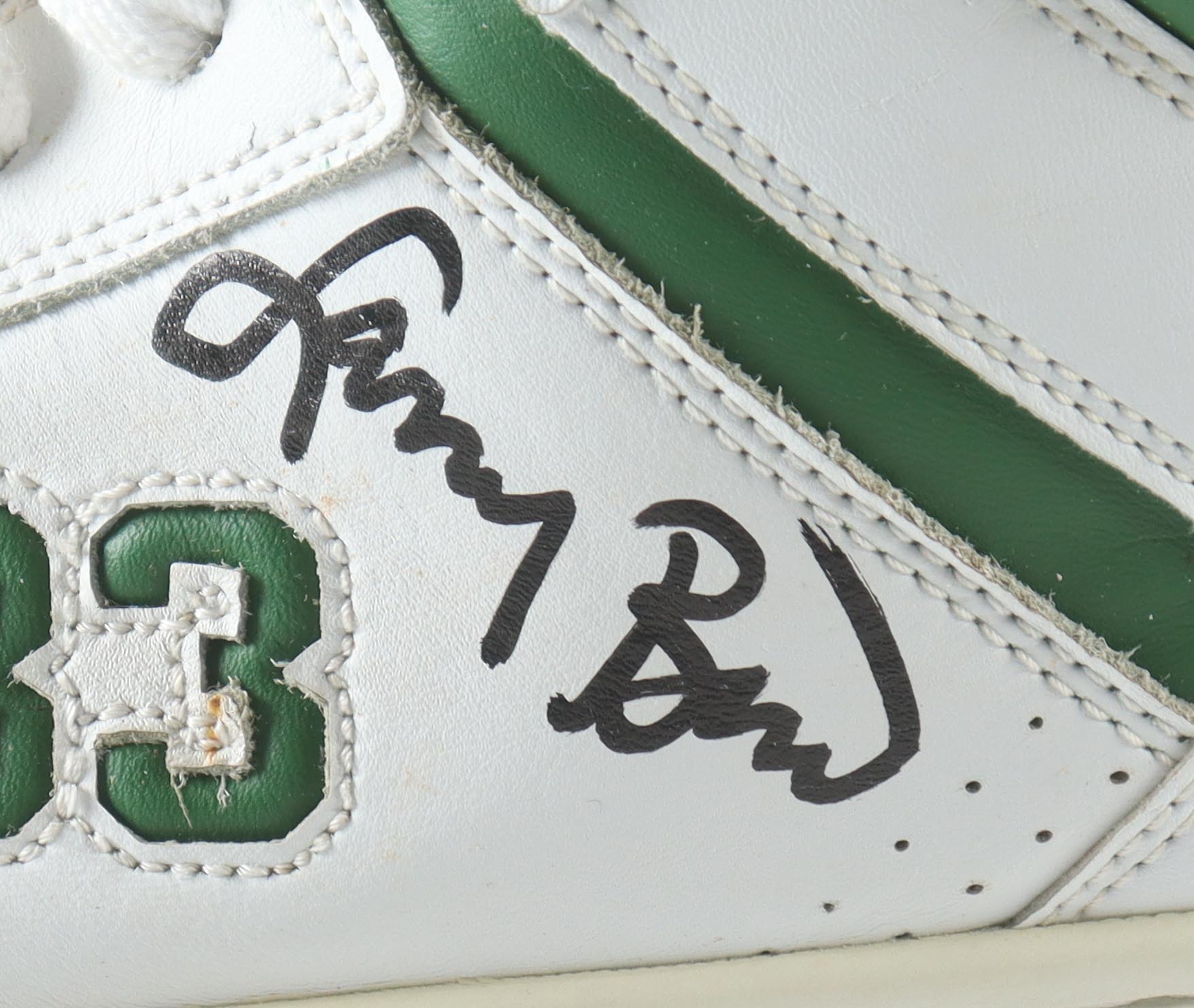 Larry Bird Signed Vintage Player Model Basketball Shoe With Acrylic Display Case (Beckett) at PristineAuction.com Larry Bird Signed Vintage Player Model Basketball Shoe With Acrylic Display Case (Beckett) at PristineAuction.com