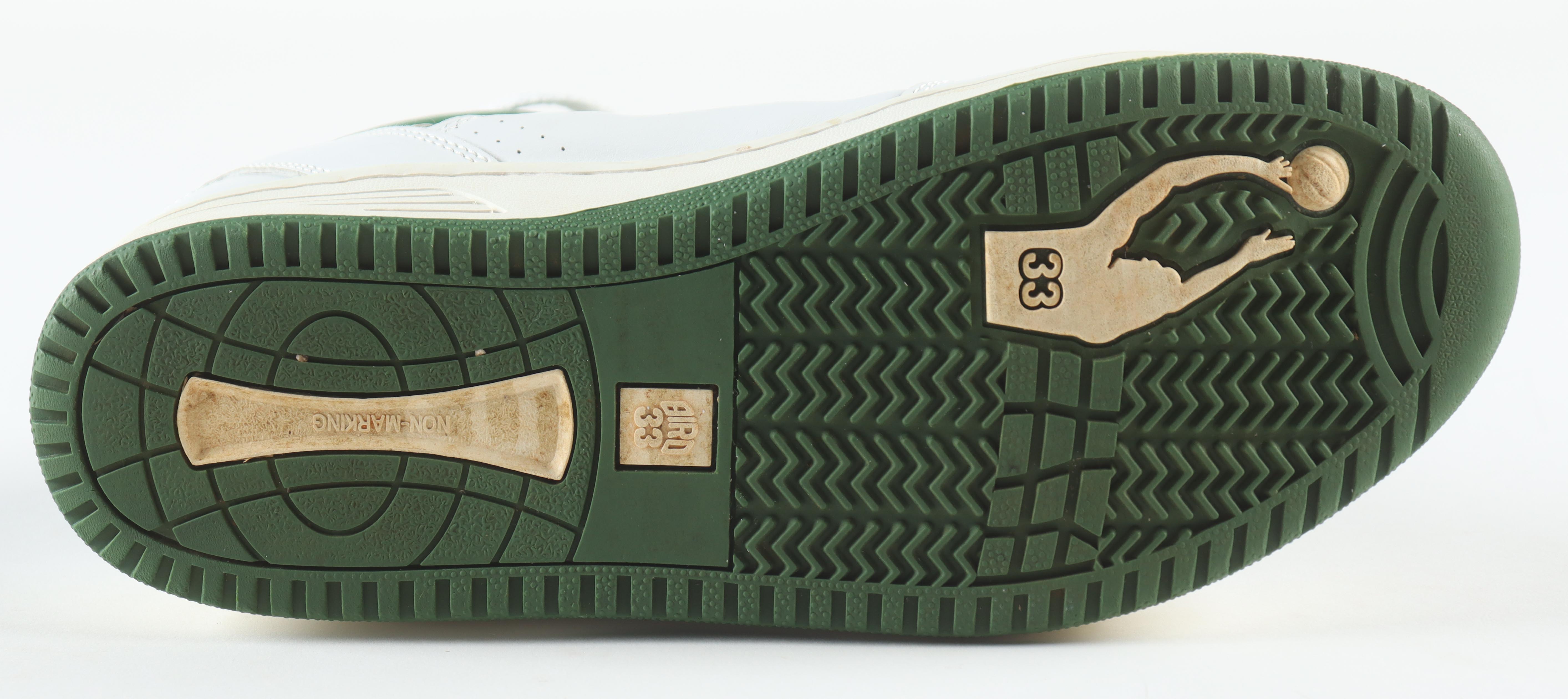 Larry Bird Signed Vintage Player Model Basketball Shoe With Acrylic Display Case (Beckett) at PristineAuction.com Larry Bird Signed Vintage Player Model Basketball Shoe With Acrylic Display Case (Beckett) at PristineAuction.com