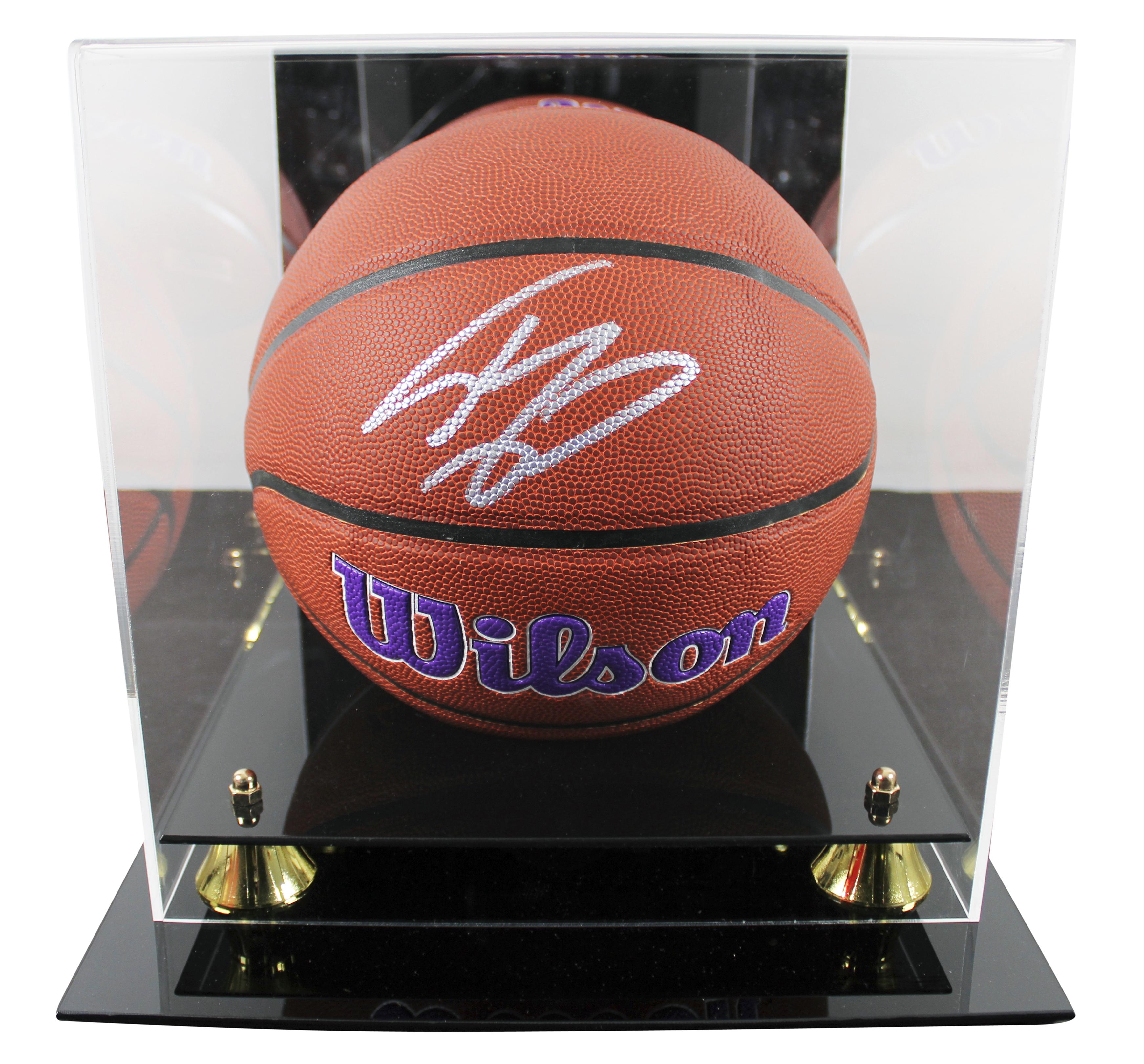 Shaquille O'Neal Signed Wilson Lakers Logo Basketball with Display Case (Beckett) at PristineAuction.com Shaquille O'Neal Signed Wilson Lakers Logo Basketball with Display Case (Beckett) at PristineAuction.com
