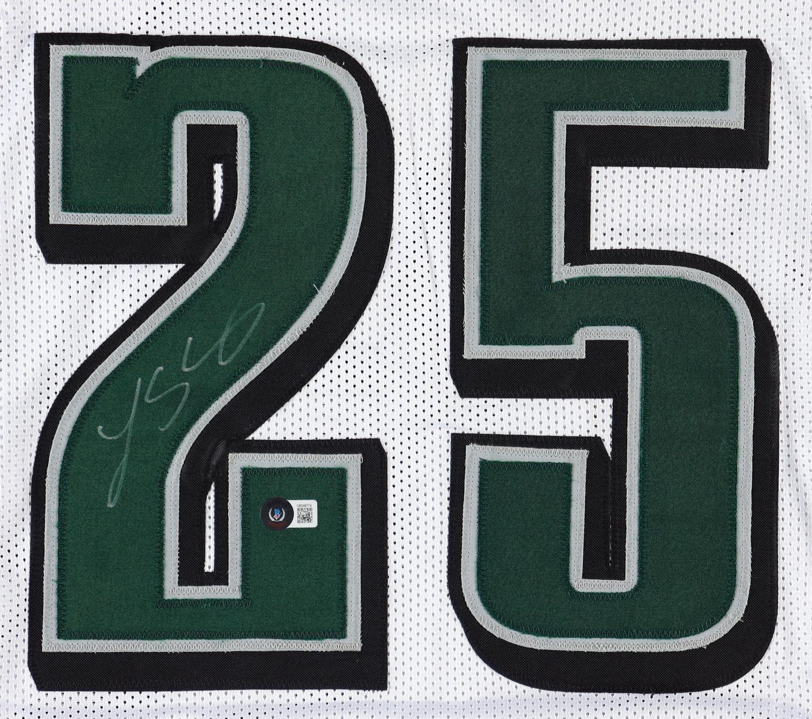 LeSean McCoy Signed Jersey (Beckett) at PristineAuction.com LeSean McCoy Signed Jersey (Beckett) at PristineAuction.com