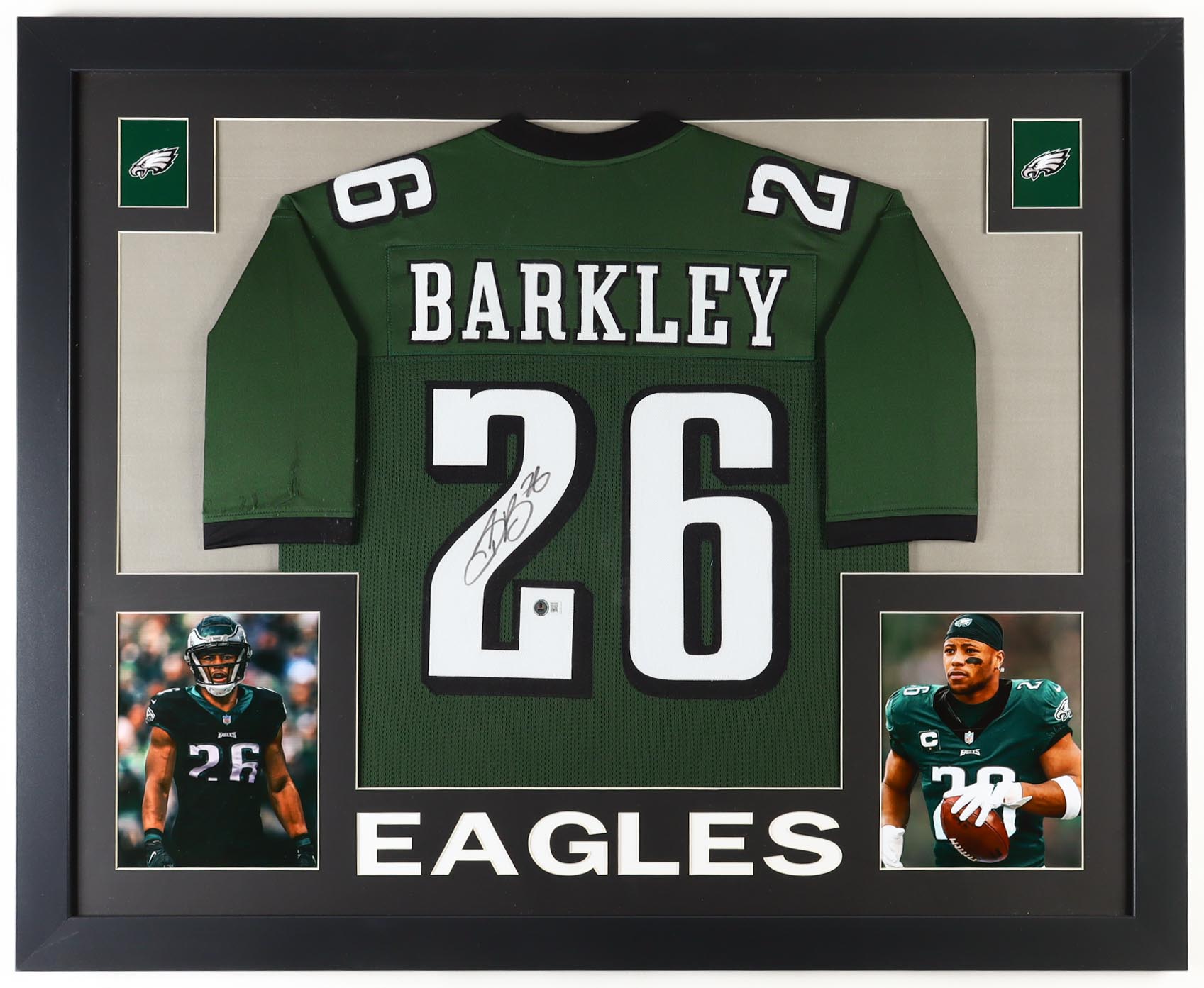 Saquon Barkley Signed Custom Framed Jersey Display (Beckett) at PristineAuction.com Saquon Barkley Signed Custom Framed Jersey Display (Beckett) at PristineAuction.com